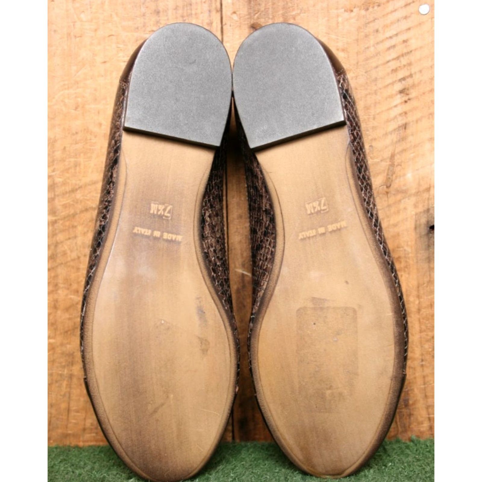 Vintage VINTAGE Sesto Meucci Bronze Leather Snakeskin Print Slip-On Flats Sz. 7.5 M Women Leather Slip-On Flats Bronze Snakeskin 90s Size US 8 / IT 38 - 5 Thumbnail