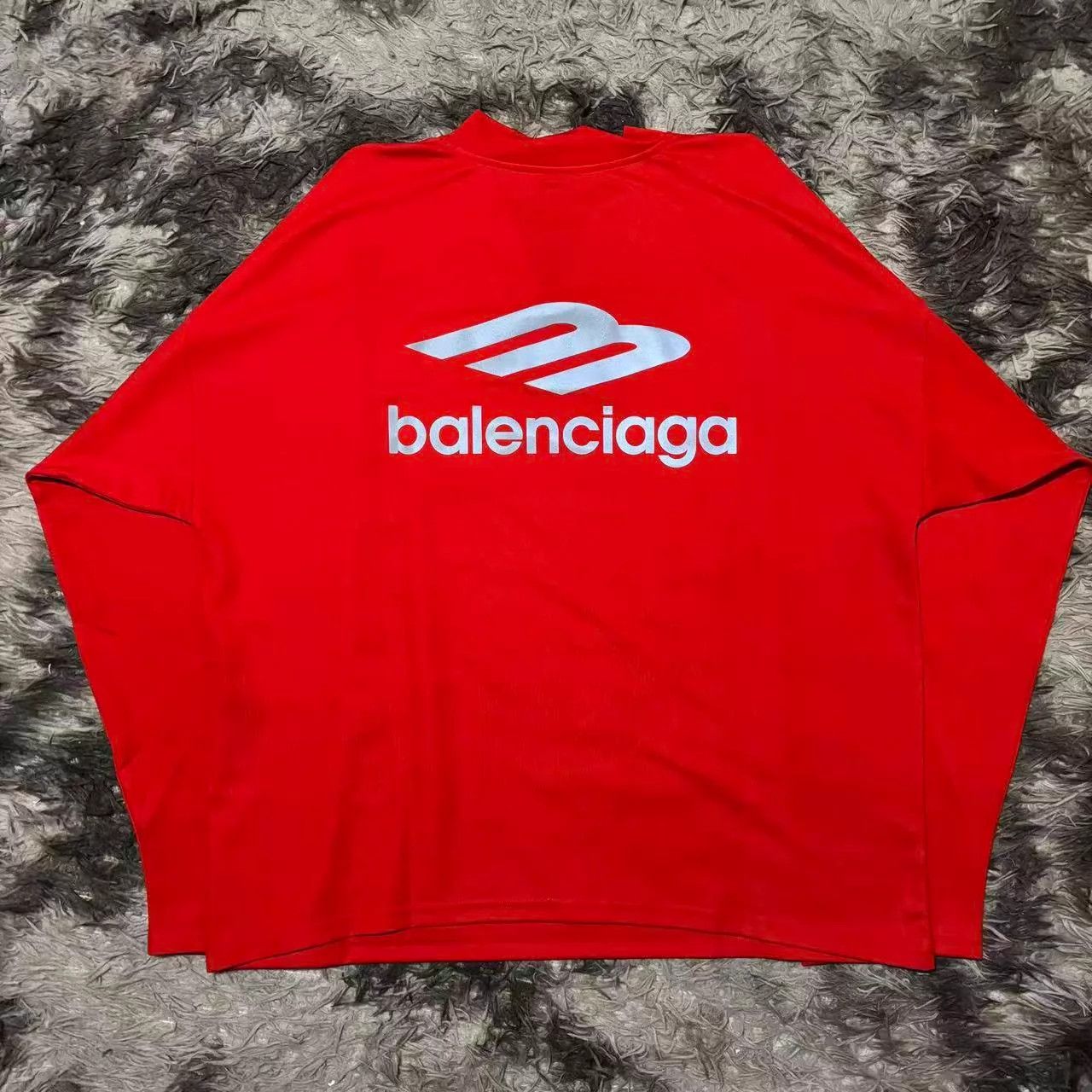 Balenciaga Balenciaga SKIWEAR V-neck long-sleeve women's top Size US XXS / EU 40 - 2 Thumbnail