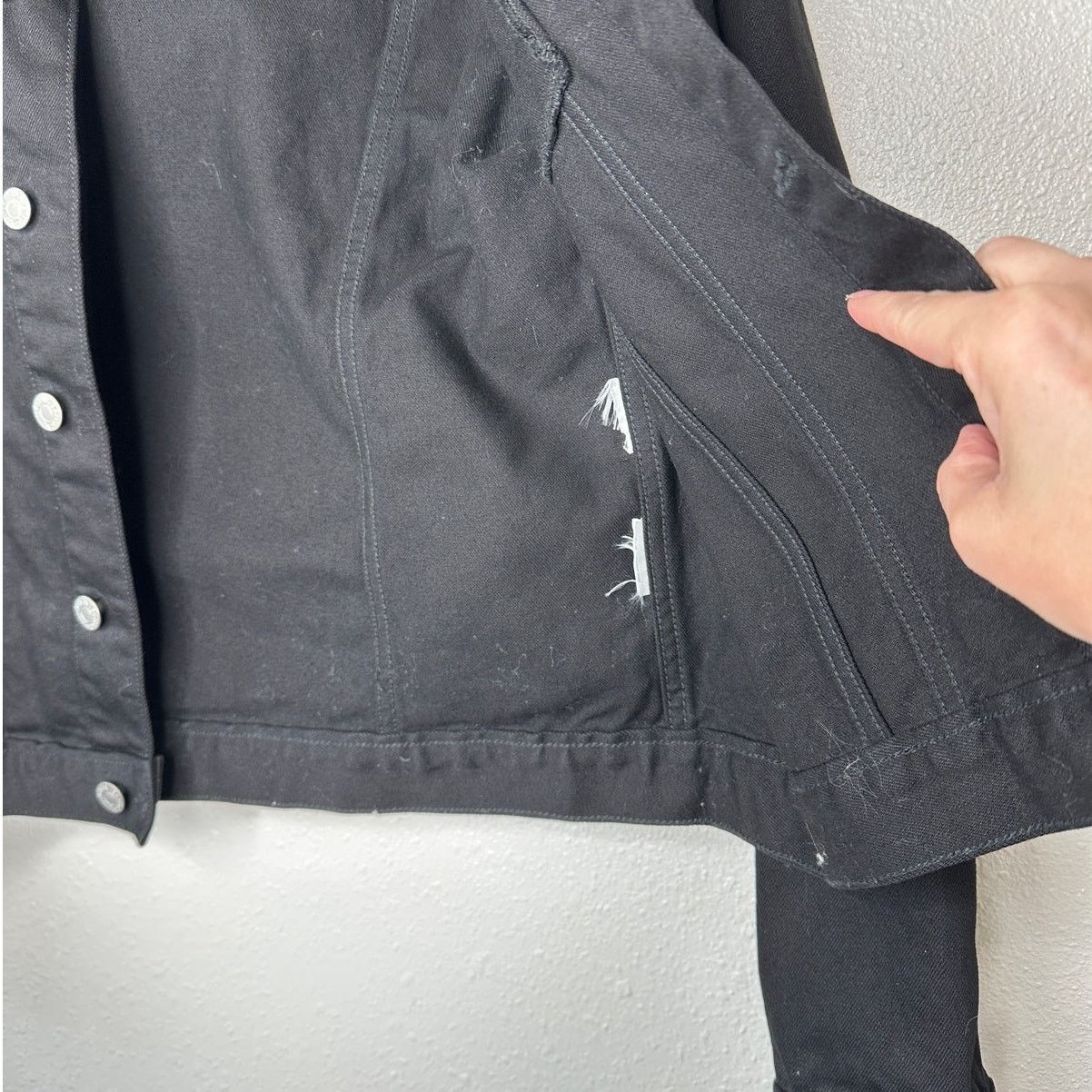 Calvin Klein Calvin Klein Black Denim Silver Button Collared Jean Jacket Size M / US 6-8 / IT 42-44 - 9 Thumbnail