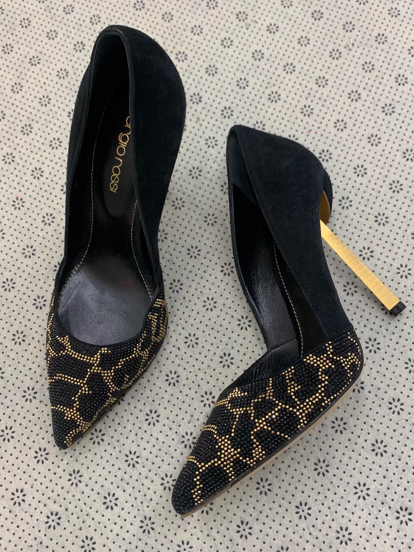 Sergio Rossi Sergio Rossi Black & Gold Crystal Heels 35.5 Size US 4.5 / IT 34.5 - 3 Thumbnail