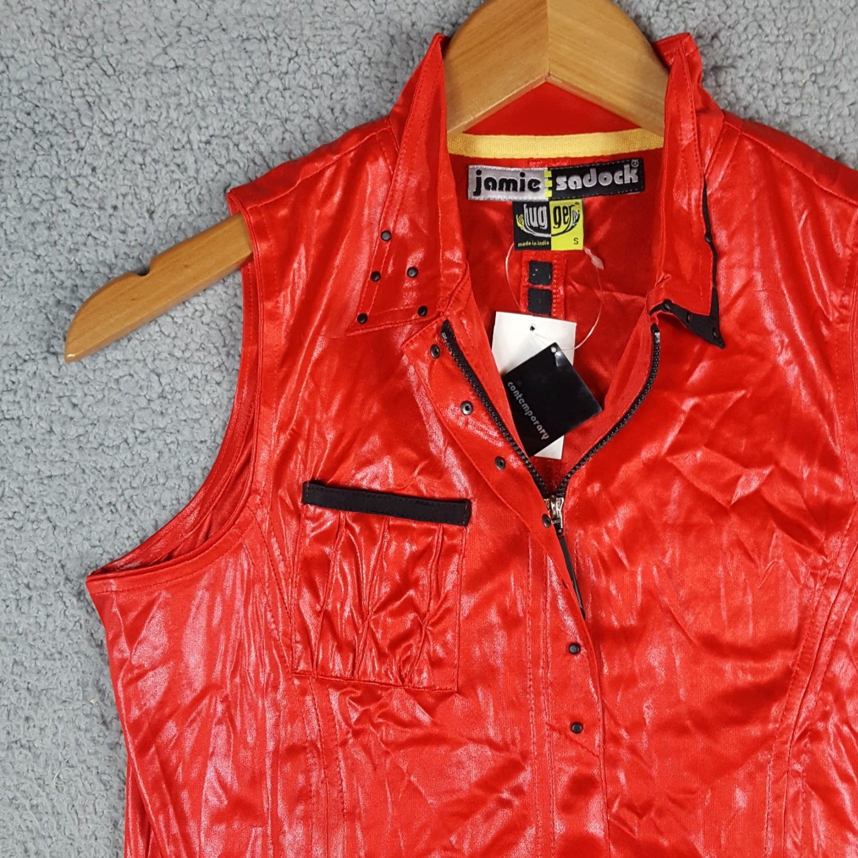 Vintage VINTAGE Jamie Sadock Tank Top Vest Polo Woman S Red Faux Leather Wet Look Sleeveless Size S / US 4 / IT 40 - 3 Thumbnail