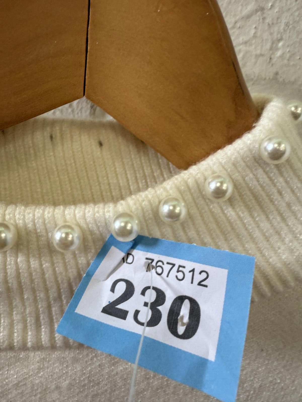 River Island Women's White Sweater with Pearl Embellishments Size L / US 10 / IT 46 - 3 Thumbnail