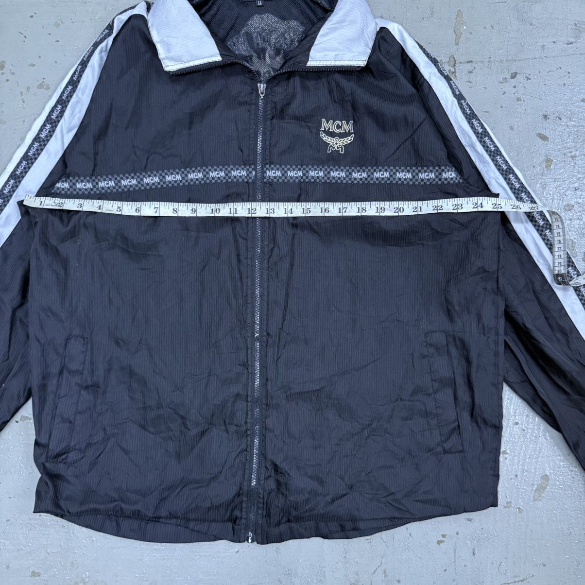 MCM Vintage Embroidery Big Logo MCM Legere Windbreaker Jacket Size US XL / EU 56 / 4 - 6 Thumbnail