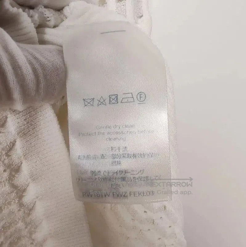 Louis Vuitton Louis Vuitton White Knit Sweater for Women . Size M / US 6-8 / IT 42-44 - 5 Thumbnail