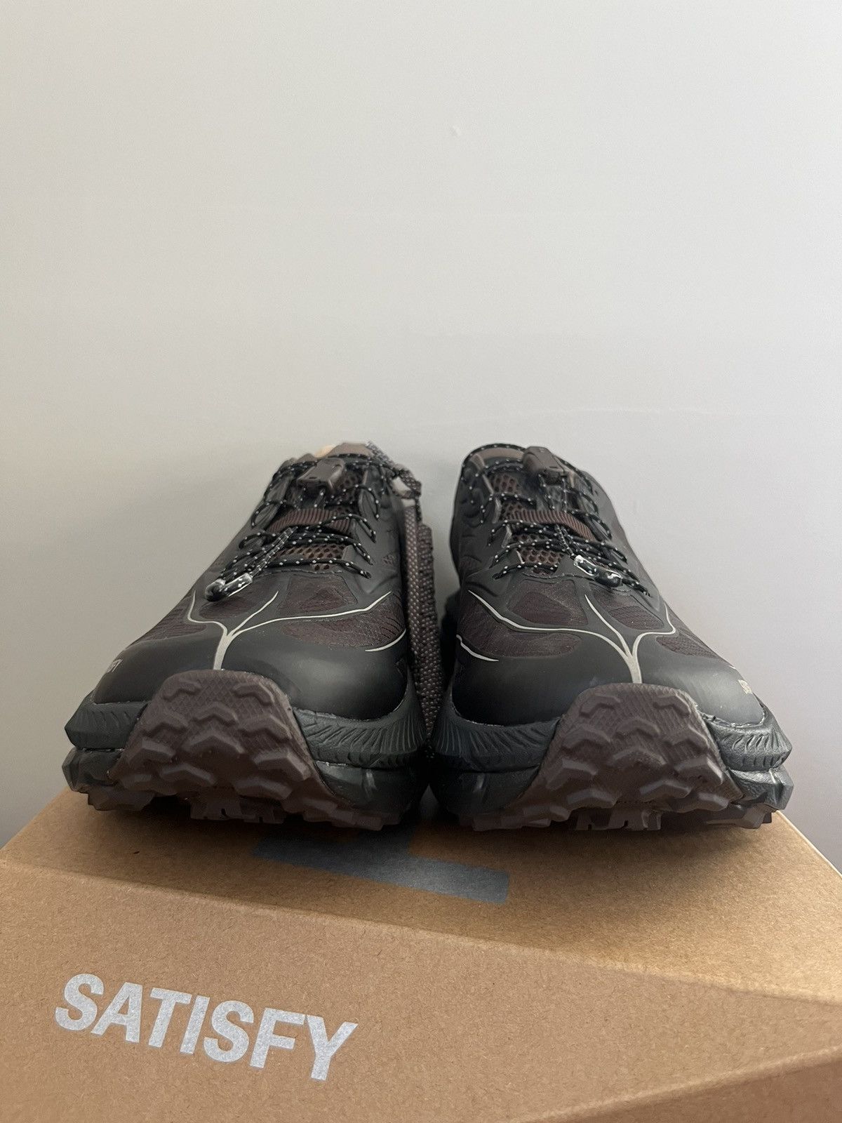 Hoka One One × Satisfy Hoka One One x Satisfy Mafate Speed 4