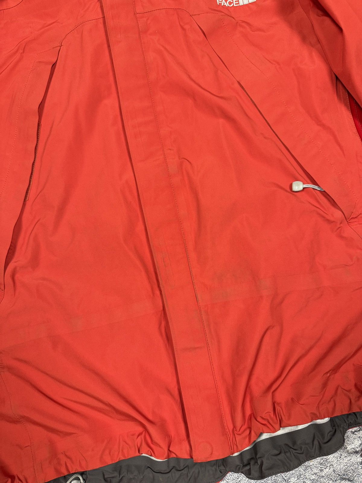 The North Face Outdoor The North Face Jacket Goretex TNF Size US M / EU 48-50 / 2 - 14 Thumbnail