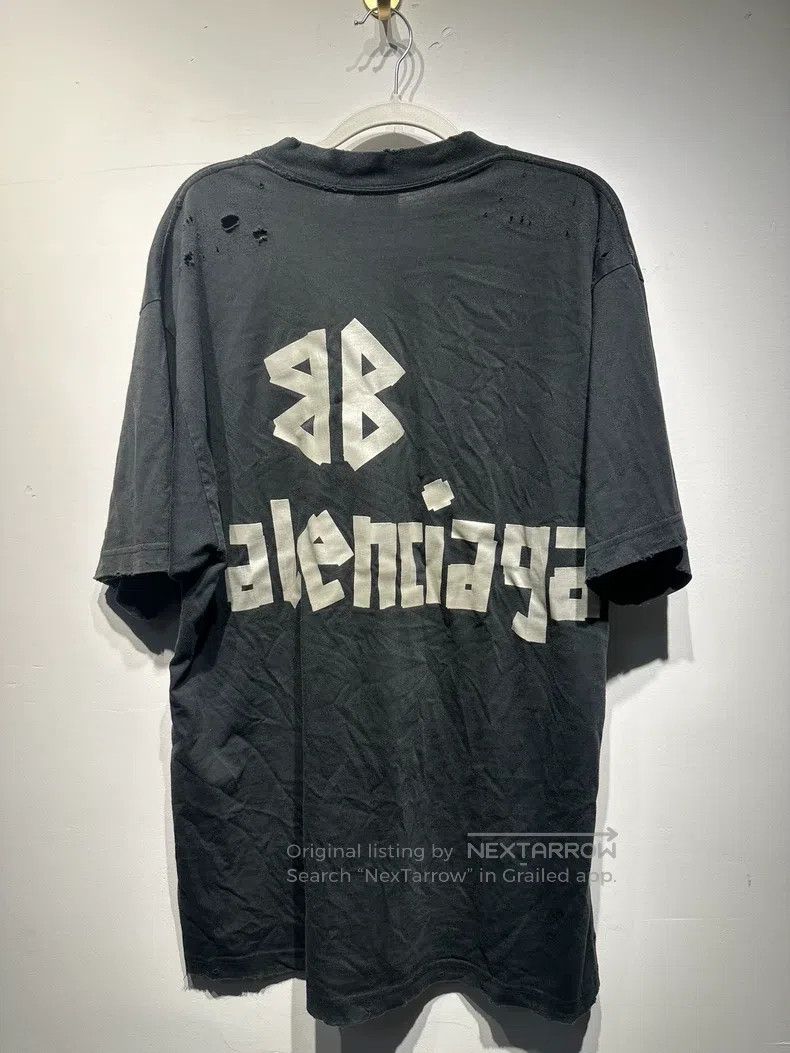 Balenciaga Balenciaga Letter Print Worn Short Sleeve Crew Neck T-Shir Size US XS / EU 42 / 0 - 3 Thumbnail