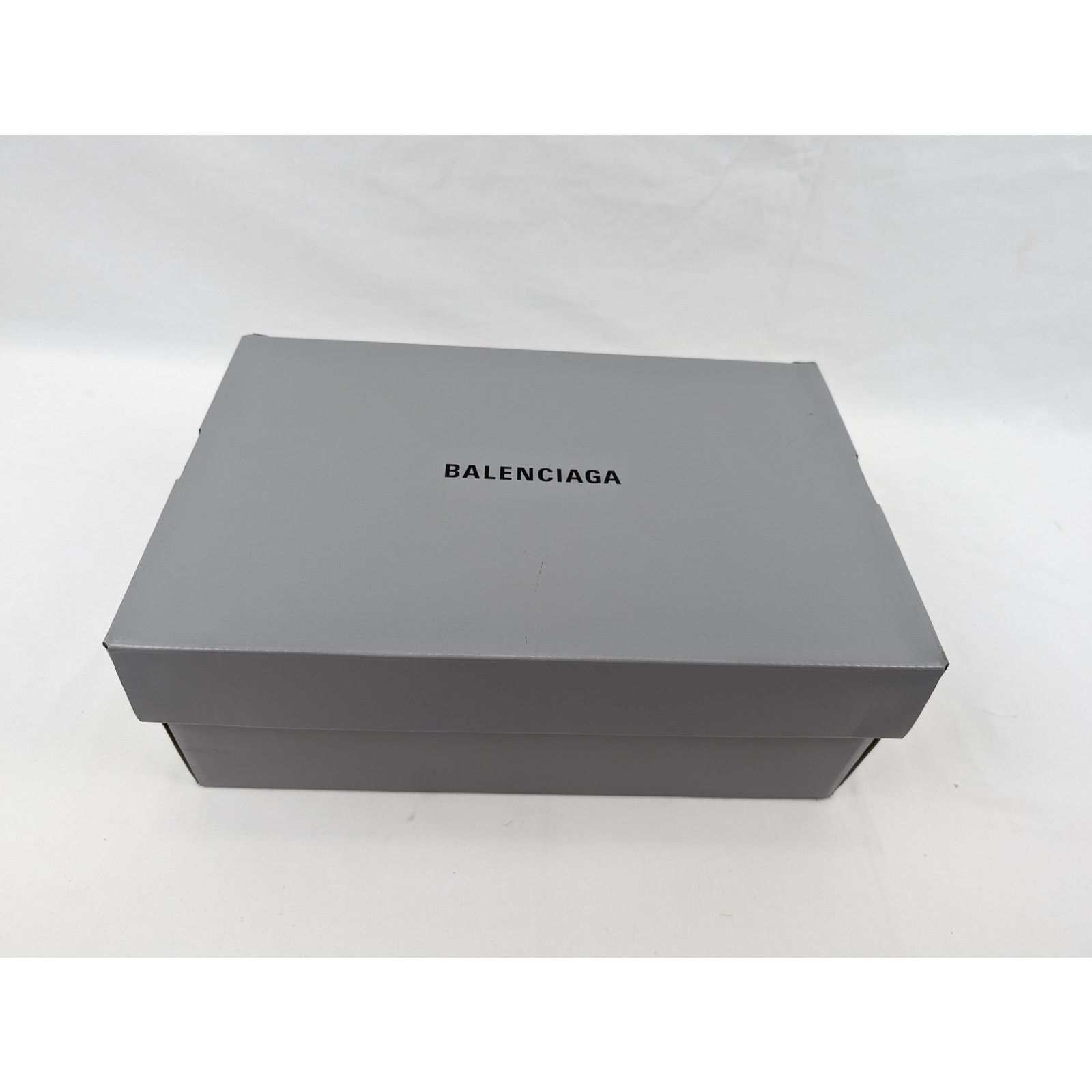 Balenciaga o1rshd1 Q3/ Low Destroyed Paris Rubber Sole Low Top Sneakers Size US 9 / EU 42 - 21 Thumbnail