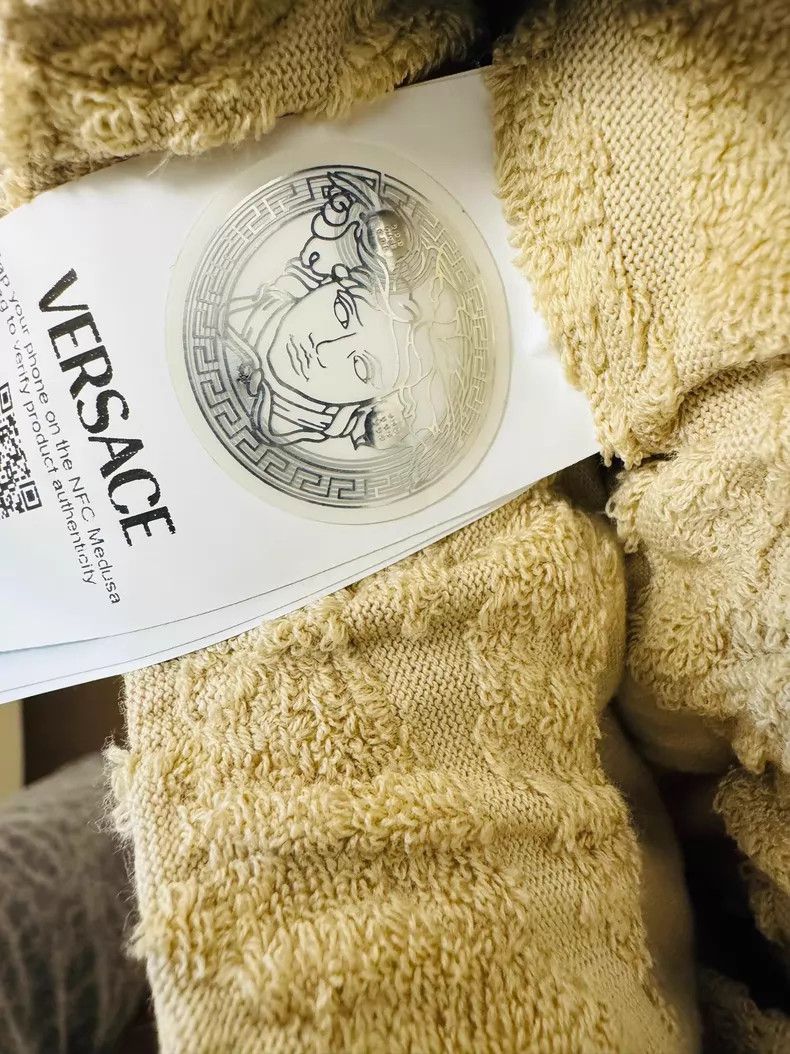Versace Versace Plush shorts Size US 28 / EU 44 - 4 Thumbnail