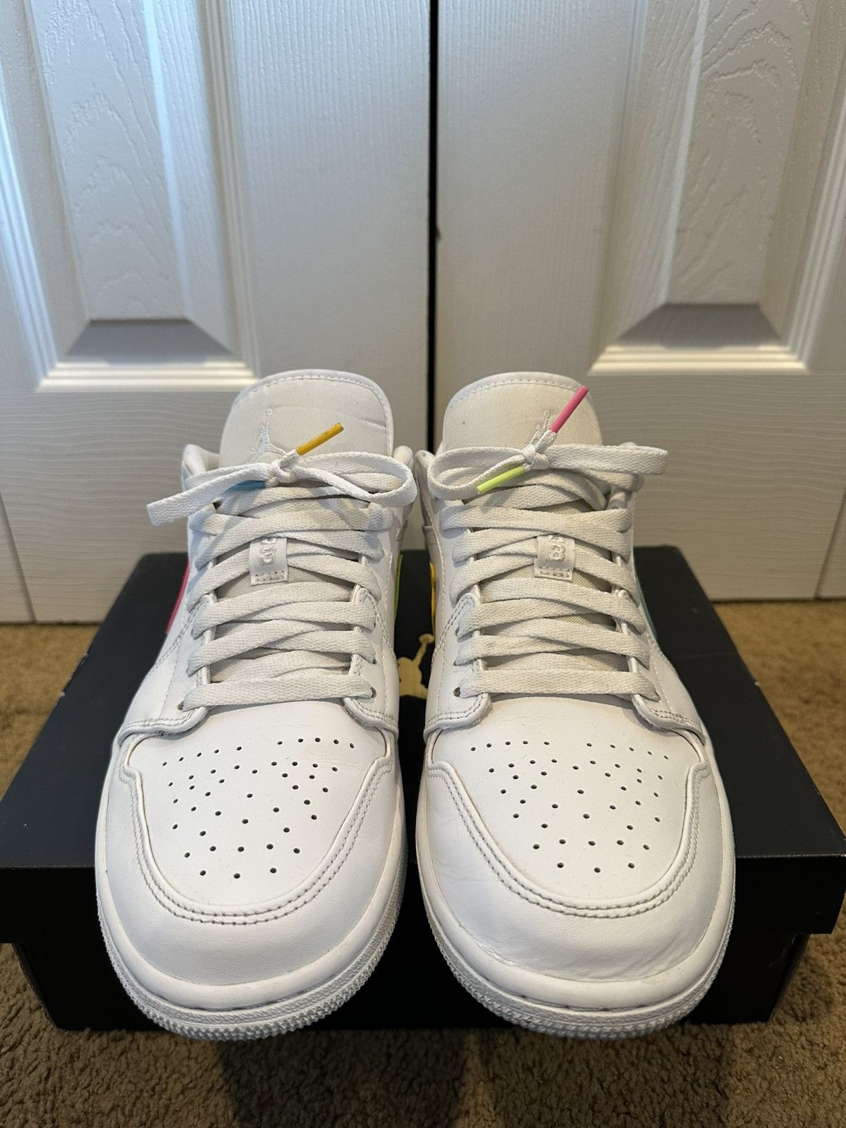 Jordan Brand × Nike Jordan 1 Low White Multi-Color Swoosh Size US 10.5 / EU 43-44 - 4 Thumbnail