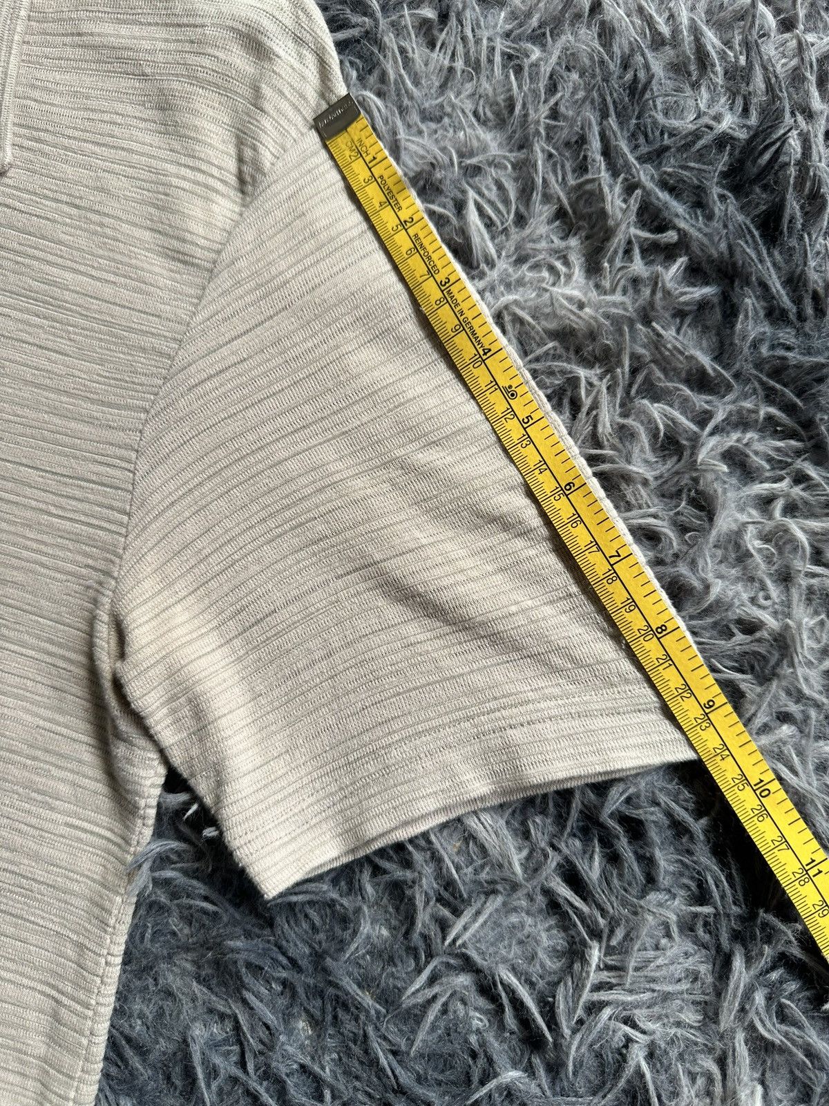 Giorgio Armani 00’s Armani Jeans pleated fabric polo tee Size US M / EU 48-50 / 2 - 11 Thumbnail