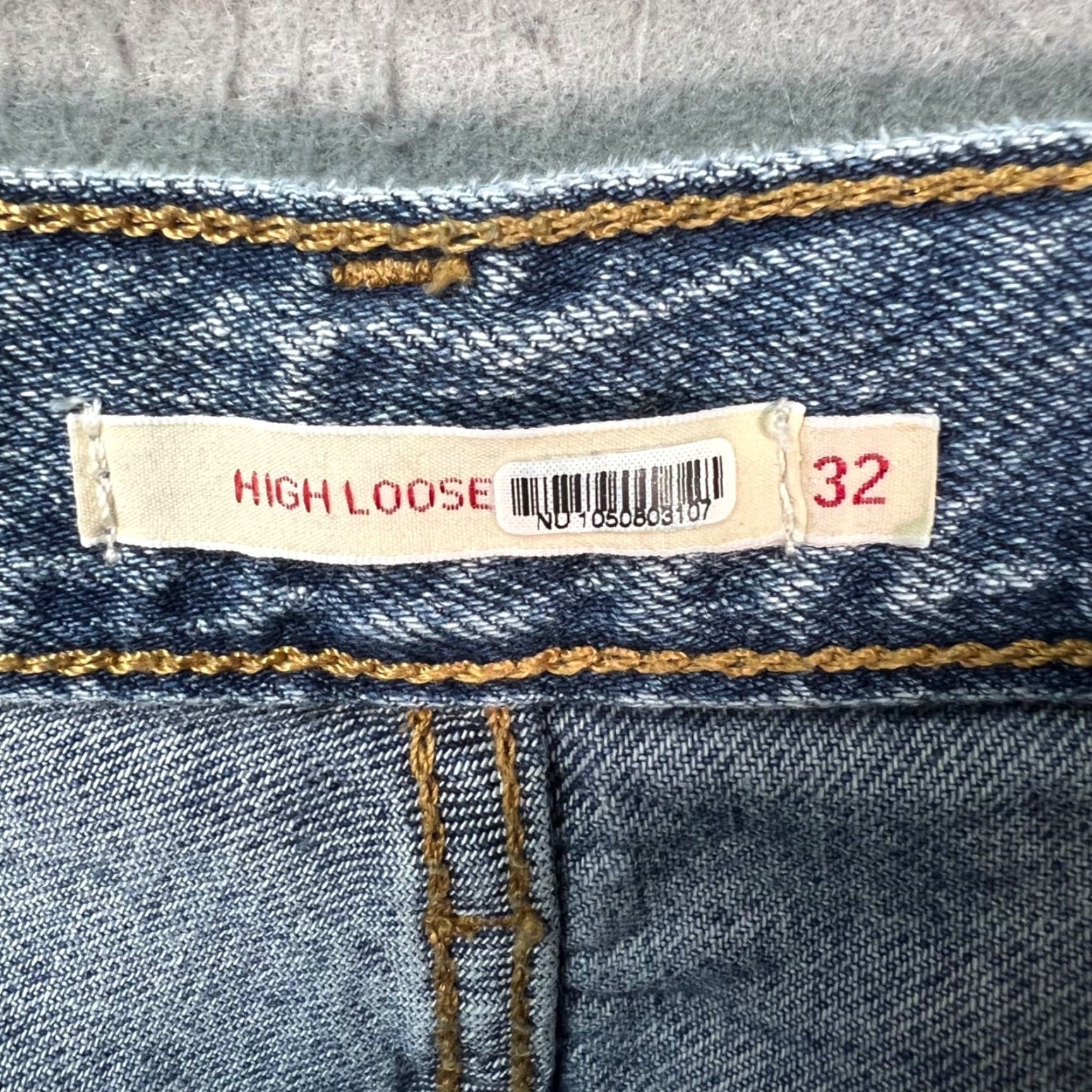 Levi's VINTAGE Levis Womens Jeans 32 x 29 High Loose Flare Distressed Wide Leg Light Wash Denim 5-Pocket Womens Size 24" / US 00 / IT 34 - 3 Thumbnail