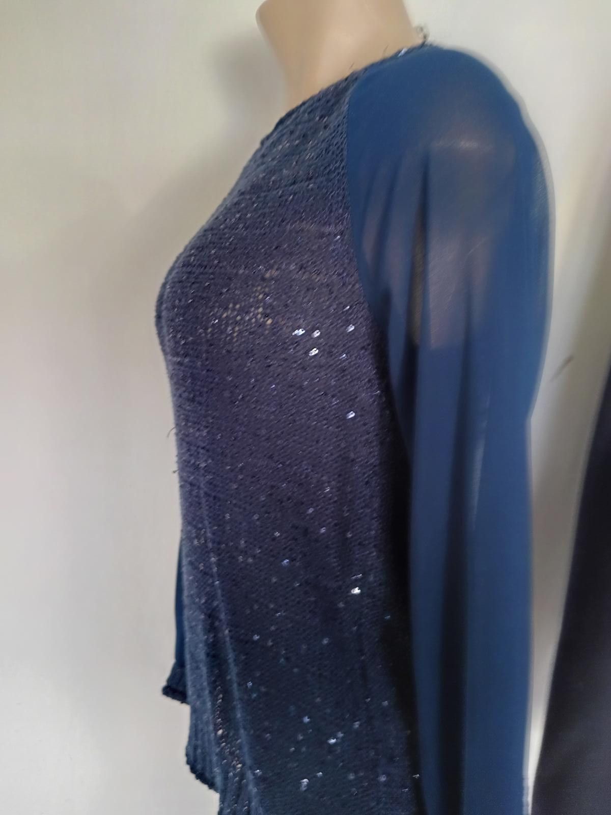 Designer Stunning Women's Inc Navy Sequined Top Size M / US 6-8 / IT 42-44 - 2 Thumbnail