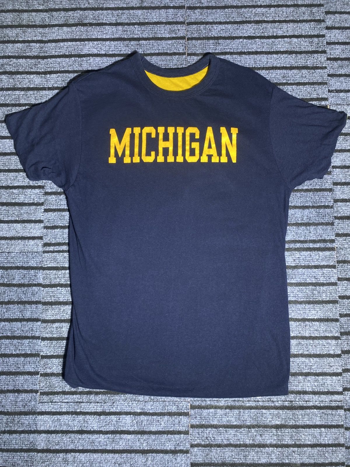 Champion 70s vintage champion michigan reversible tee Size US M / EU 48-50 / 2 - 1 Thumbnail