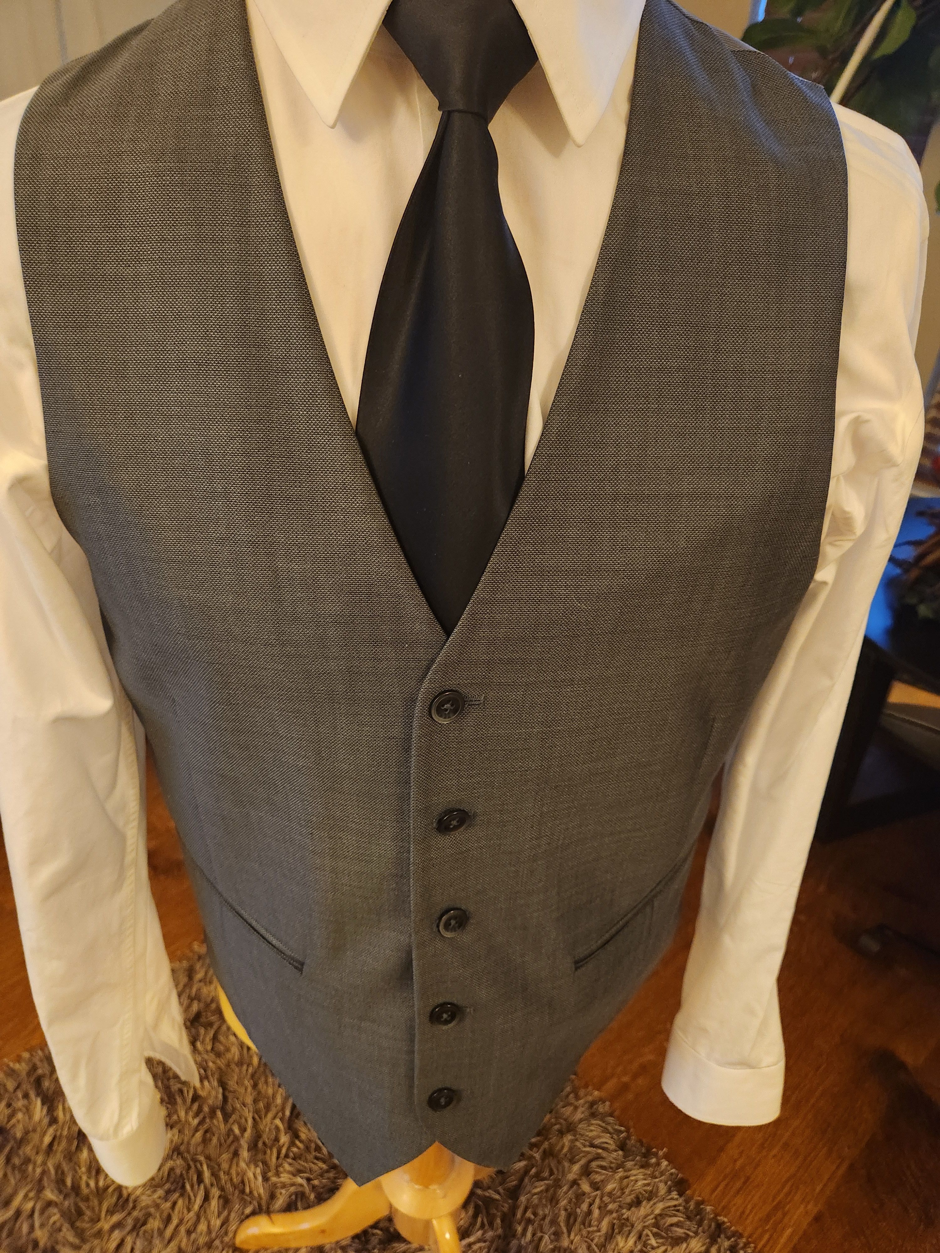 Other NWOT Tiglio Luxe Gray Silk/Wool 3-Peice Suit Size 42R - 8 Thumbnail