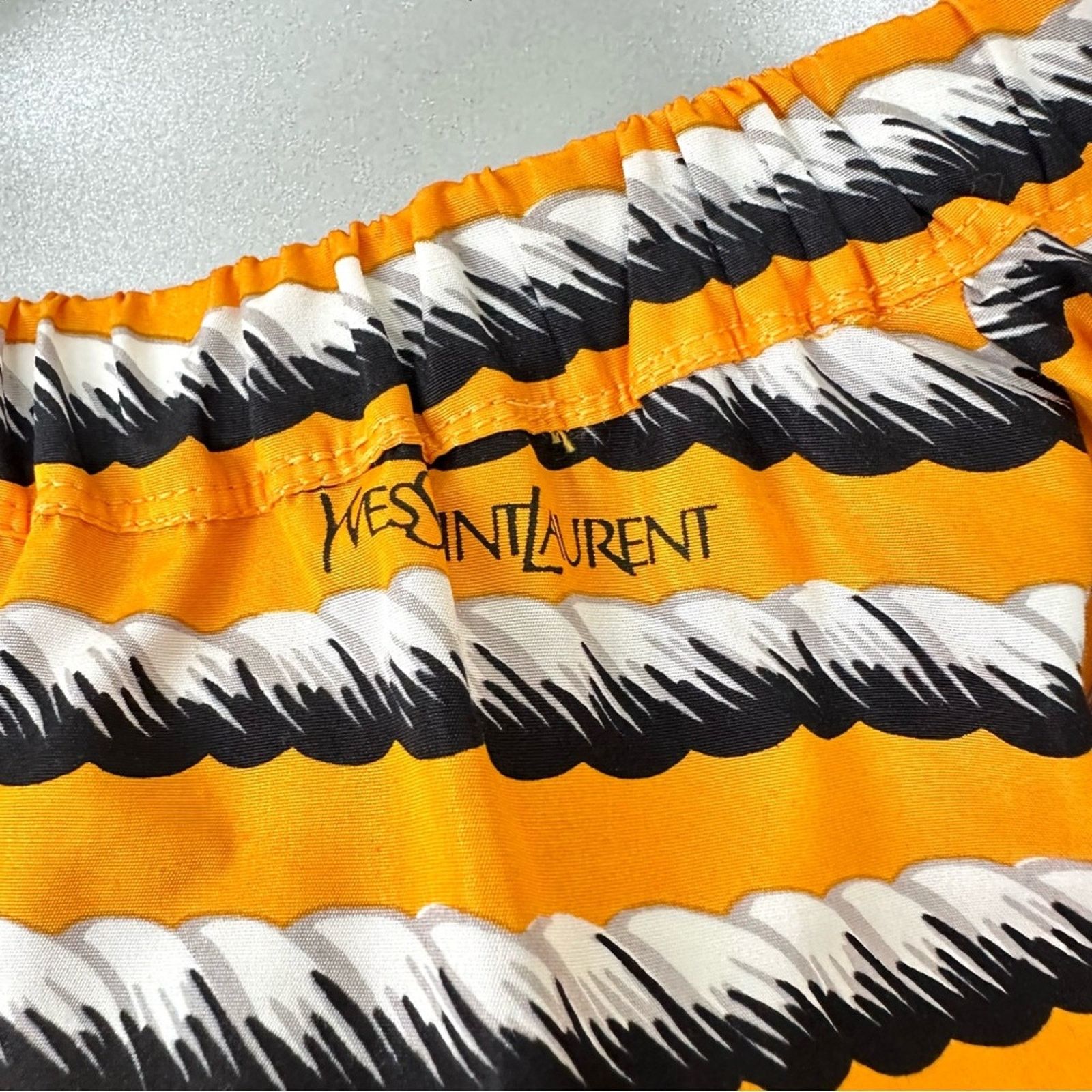 Yves Saint Laurent Yves Saint Laurent silk/cotton blouse size 42ITor 6 US 1250$ Size M / US 6-8 / IT 42-44 - 2 Thumbnail