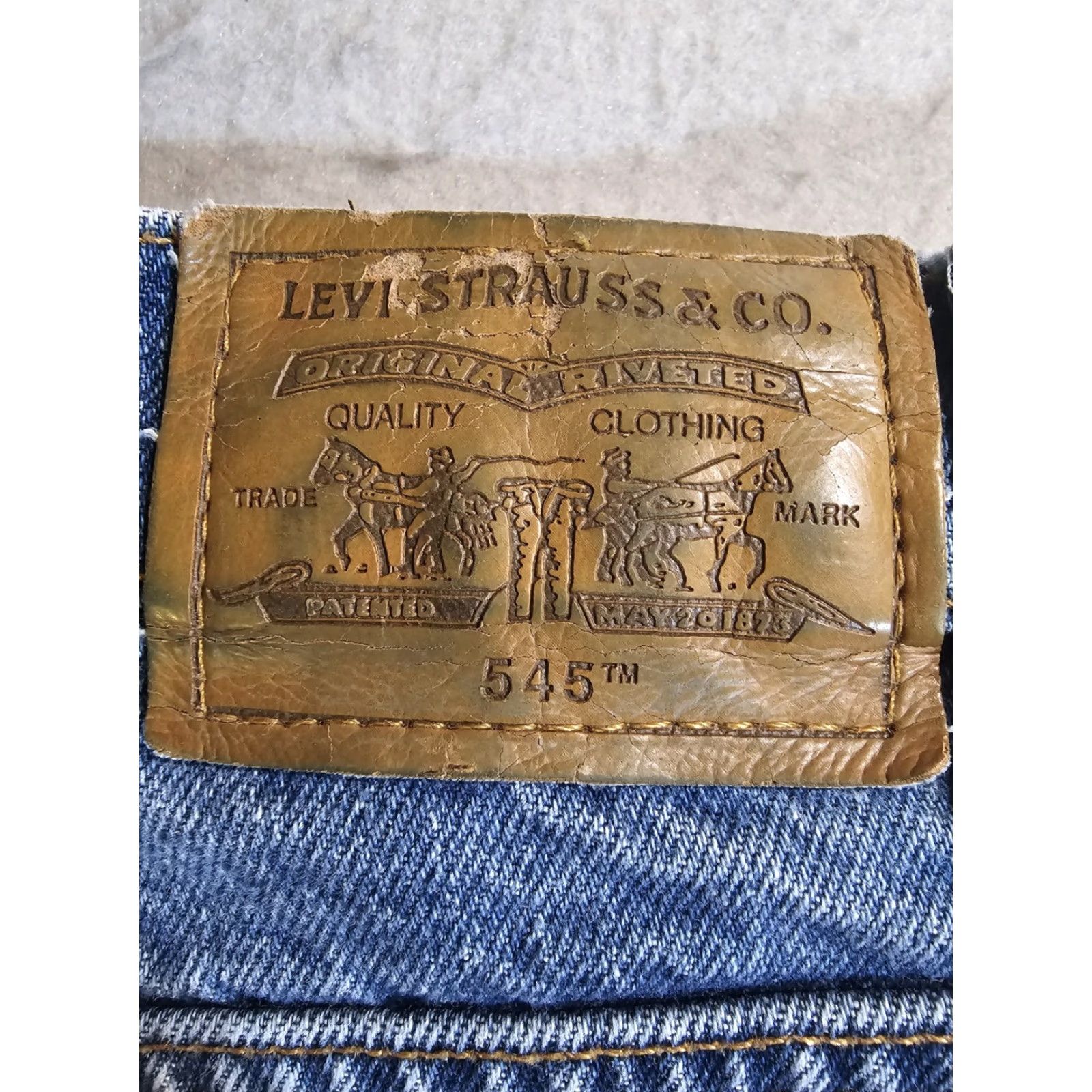 Levi's Vintage Levi 545 Jeans Denim Blue 90s Grunge Mens Size 44x30 Brown Tag Regular Fit Straight 5-Pocket Denim Jeans Mens Size US 44 / EU 60 - 3 Thumbnail