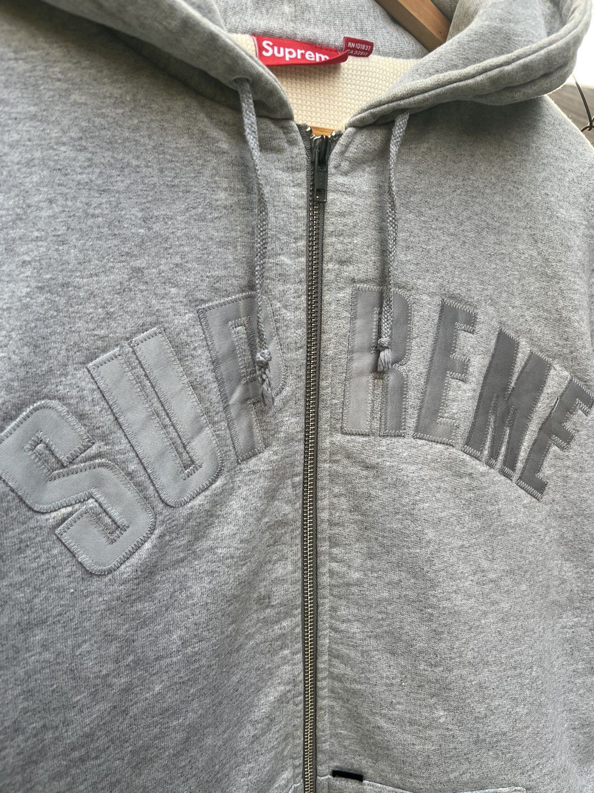 Supreme Vintage OG Supreme Arc Logo Thermal Lined Zip-Up Hoodie Size US XL / EU 56 / 4 - 3 Thumbnail