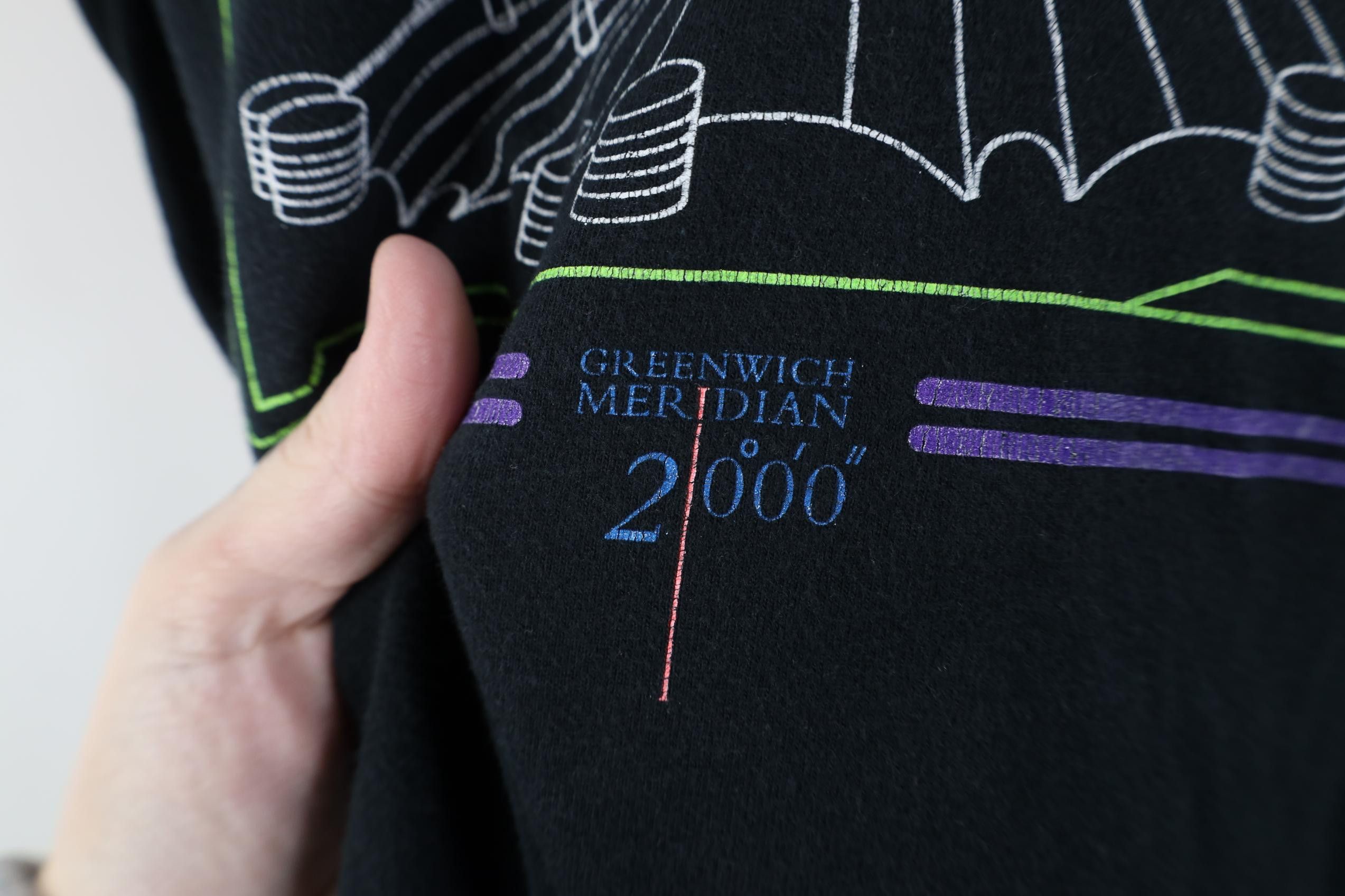 Vintage Vintage Y2K 2000 Meridian Where Time Begins T-Shirt Size US S / EU 44-46 / 1 - 5 Thumbnail