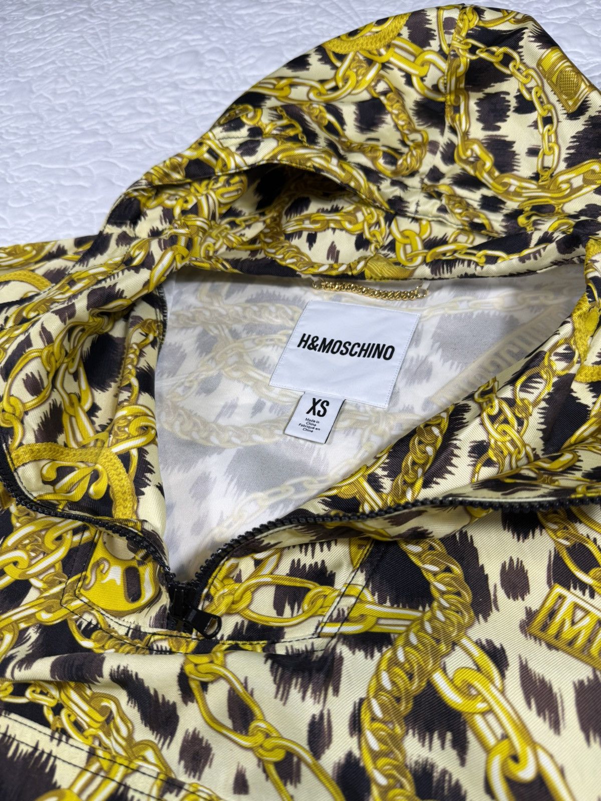 H&M × Moschino FW18 Moschino H&M Anorak Jacket Small Gold Black Chain Size US S / EU 44-46 / 1 - 3 Thumbnail