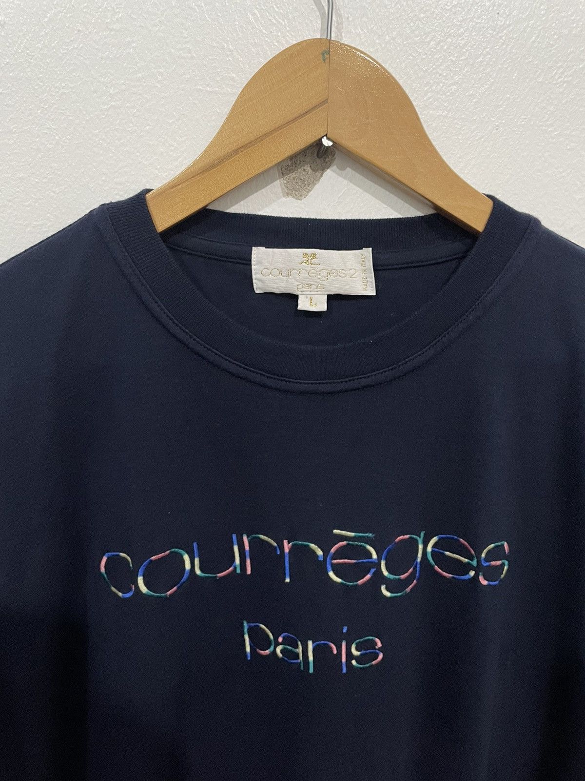 Courreges VINTAGE COURREGES BIG LOGO SPELL OUT EMBROIDERY TSHIRT Size US L / EU 52-54 / 3 - 3 Thumbnail