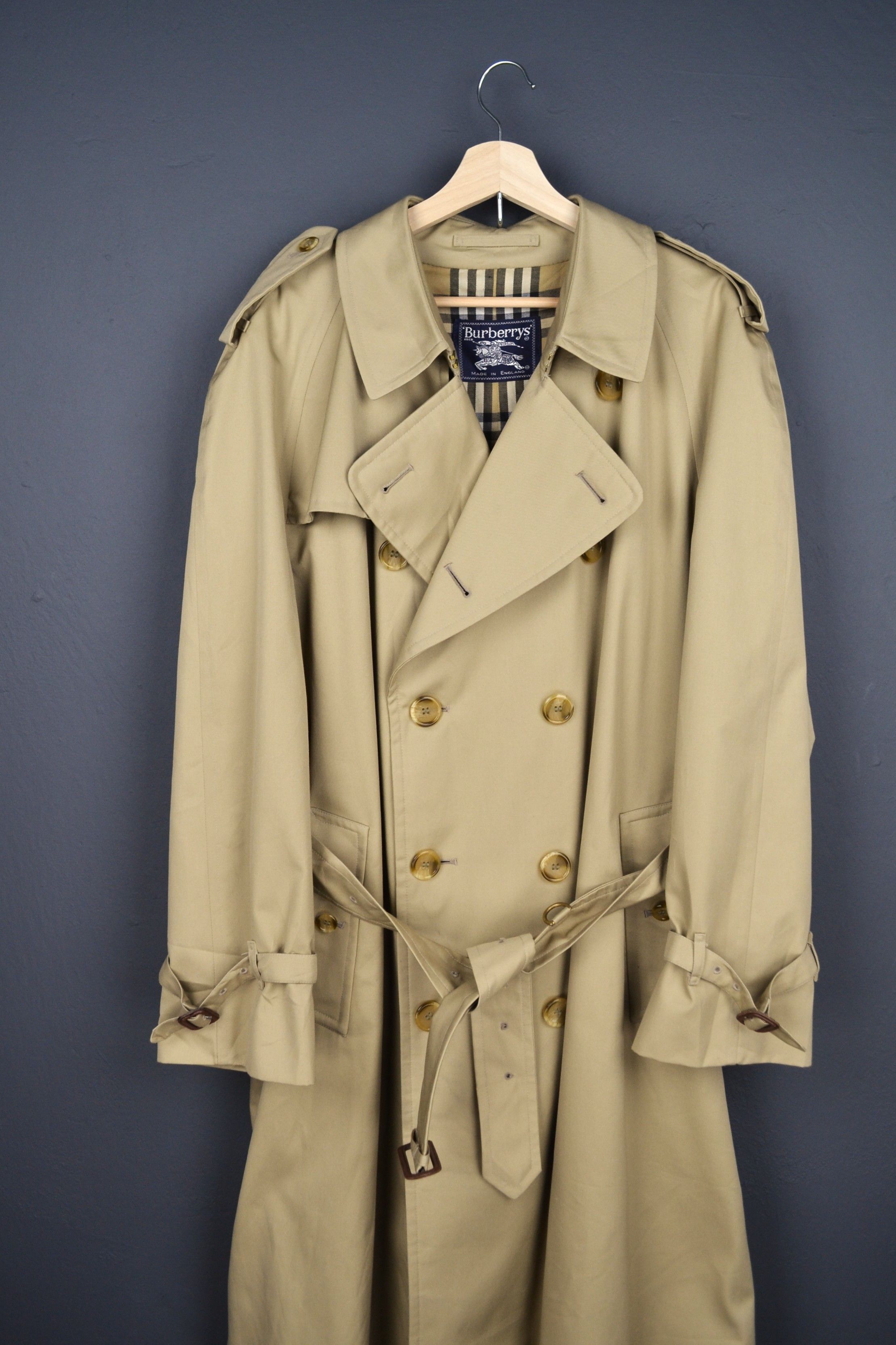 Burberry Burberry’s Kensington Iconic Double Breasted Trench Coat 54 Size US L / EU 52-54 / 3 - 2 Thumbnail