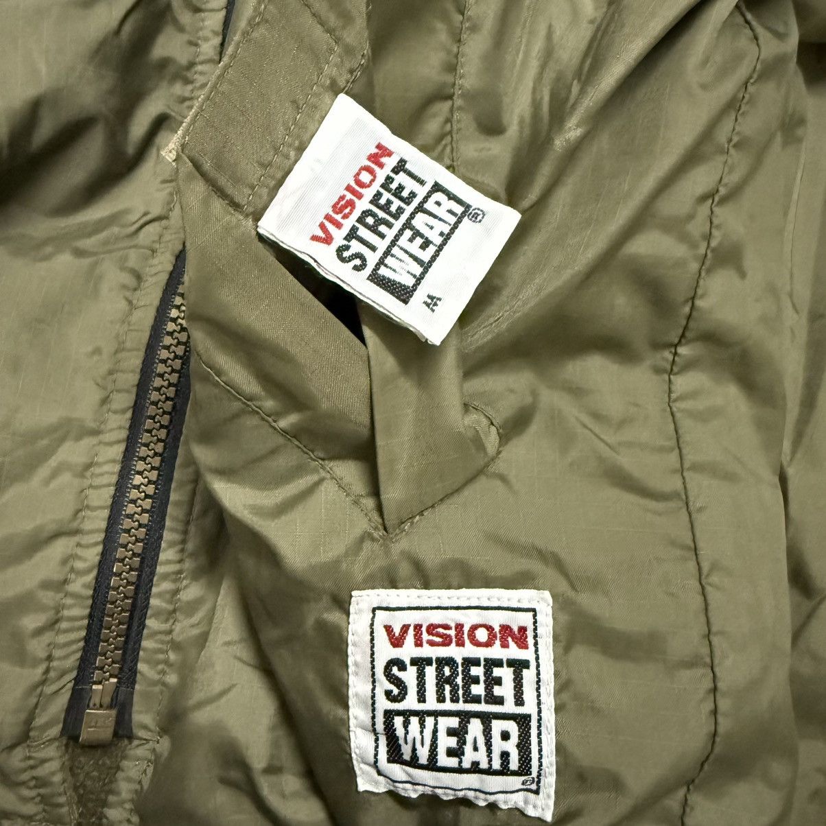 Vision Streetwear Vintage Vision Streetwear Reversible Jacket Size US L / EU 52-54 / 3 - 8 Thumbnail