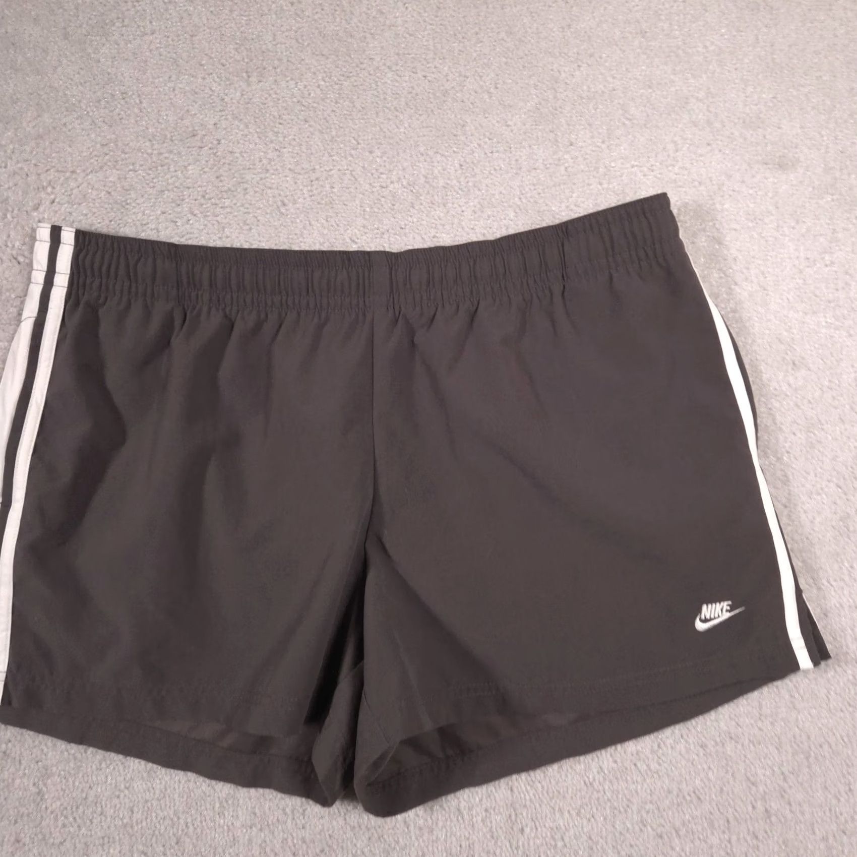 Nike Nike Women's Athletic Running Shorts XL Gray Gym Workout Pockets Size 40" / US 18 - 3 Thumbnail