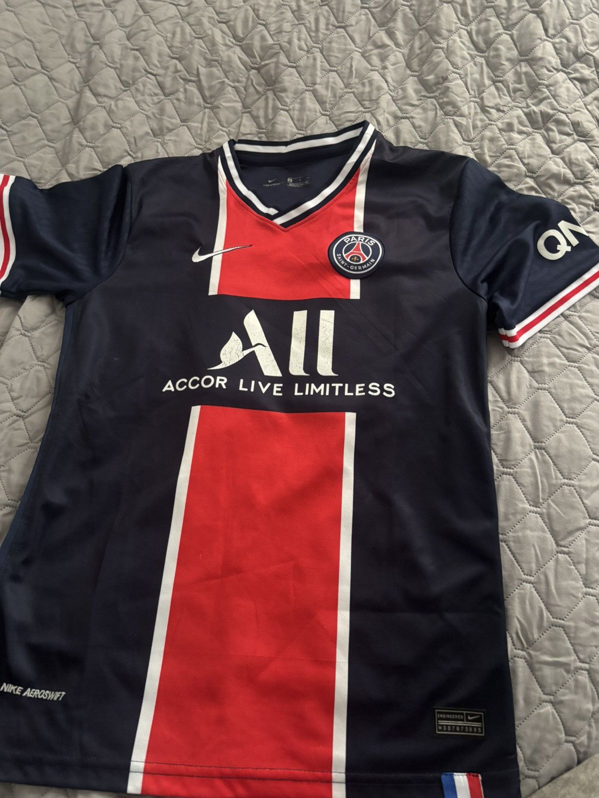 Nike PSG 2020/21 Jersey Size US M / EU 48-50 / 2 - 1 Thumbnail