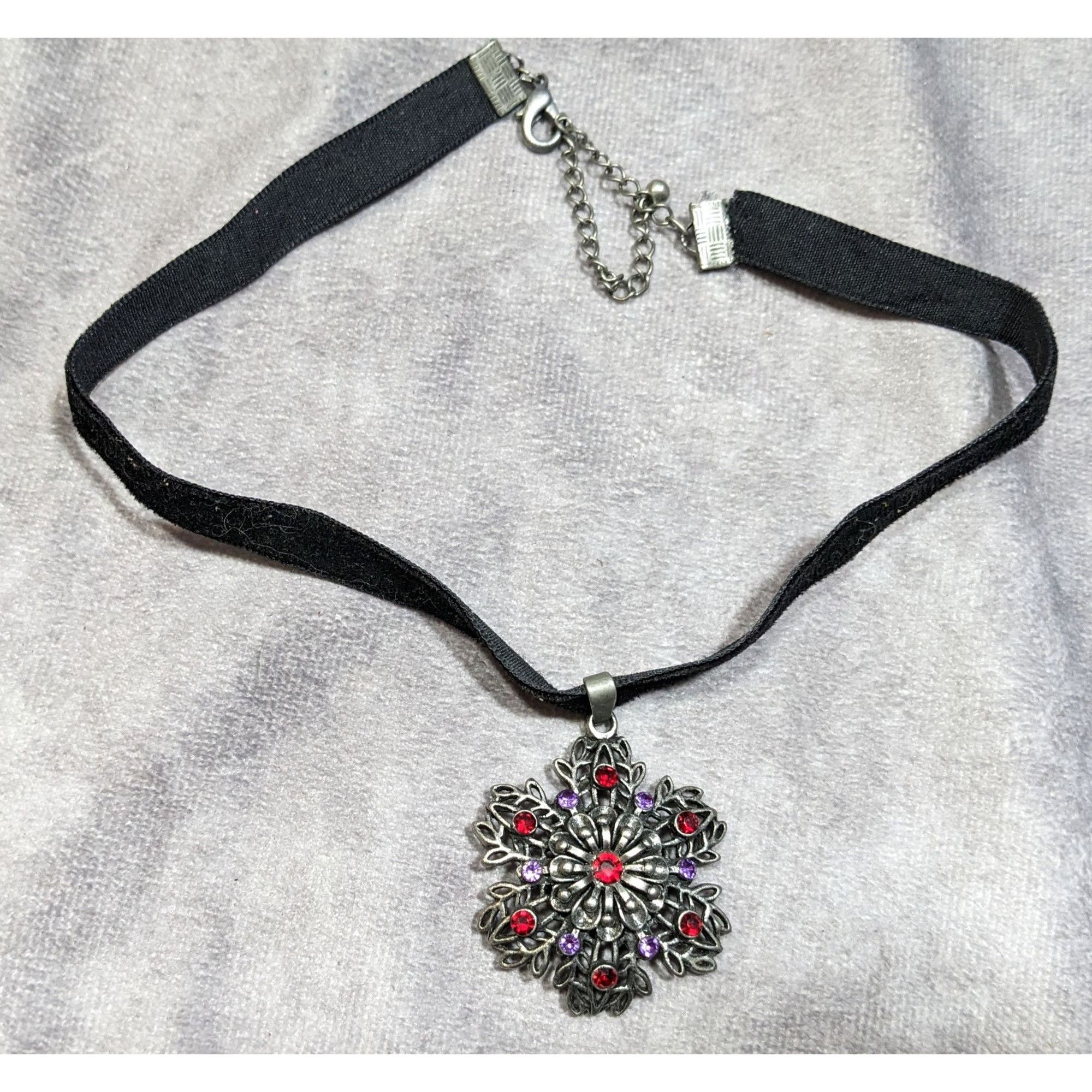 Other Whimsygoth Floral Rhinestone Beaded Pendant Necklace Size ONE SIZE - 6 Thumbnail