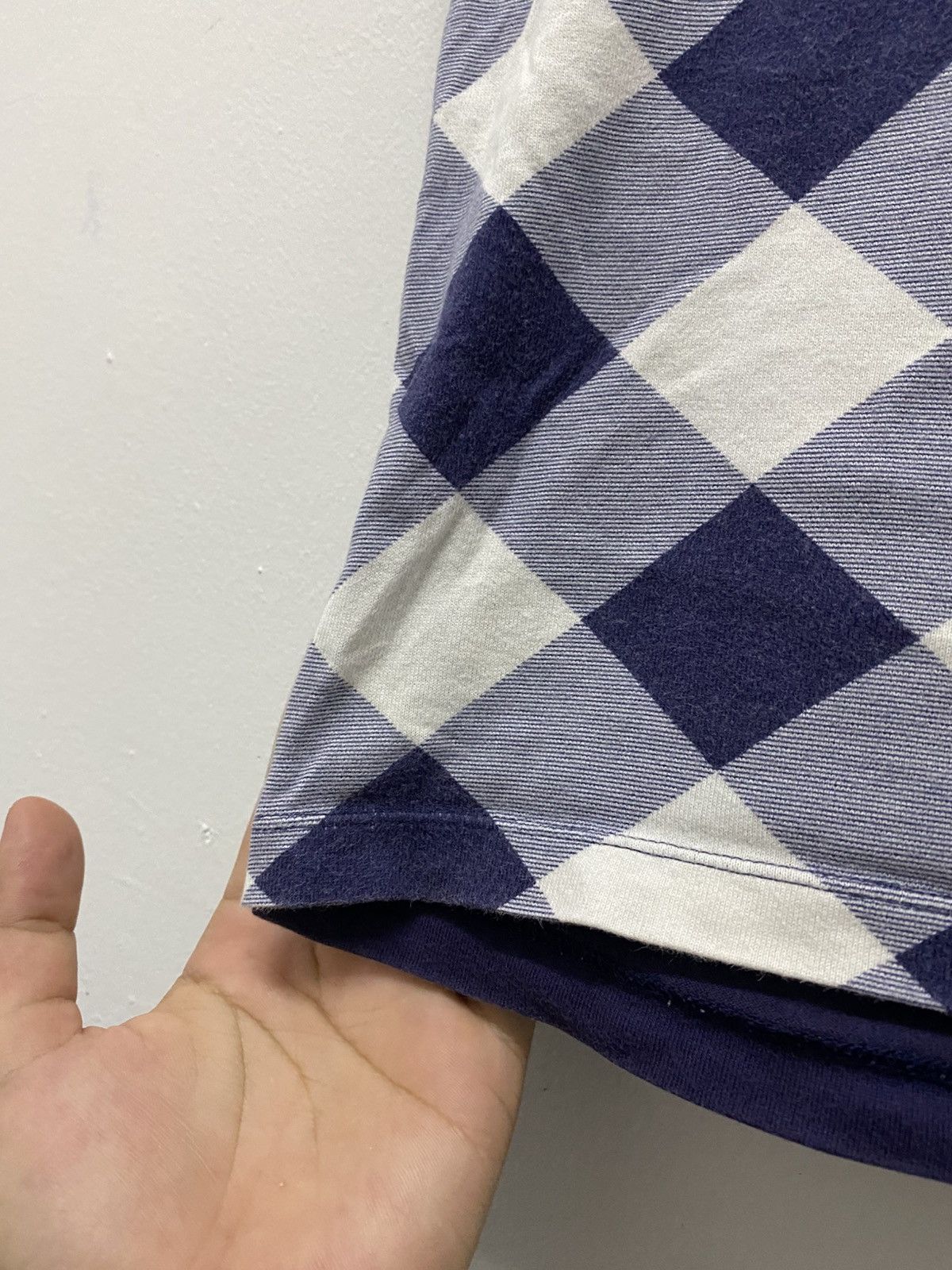 Burberry Vintage Burberry Checkered Tshirt Size US S / EU 44-46 / 1 - 7 Thumbnail