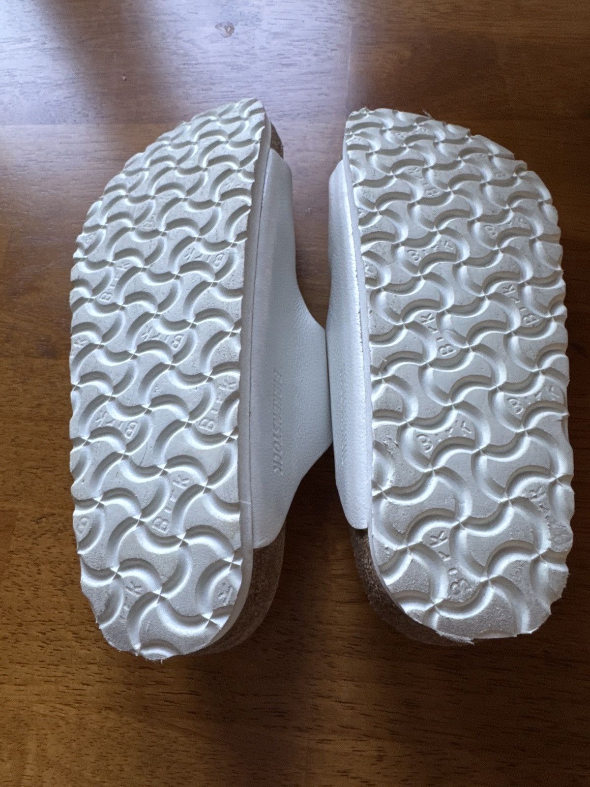 Birkenstock Birkenstock Arizona Big Buckle Size US 7 / IT 37 - 5 Thumbnail