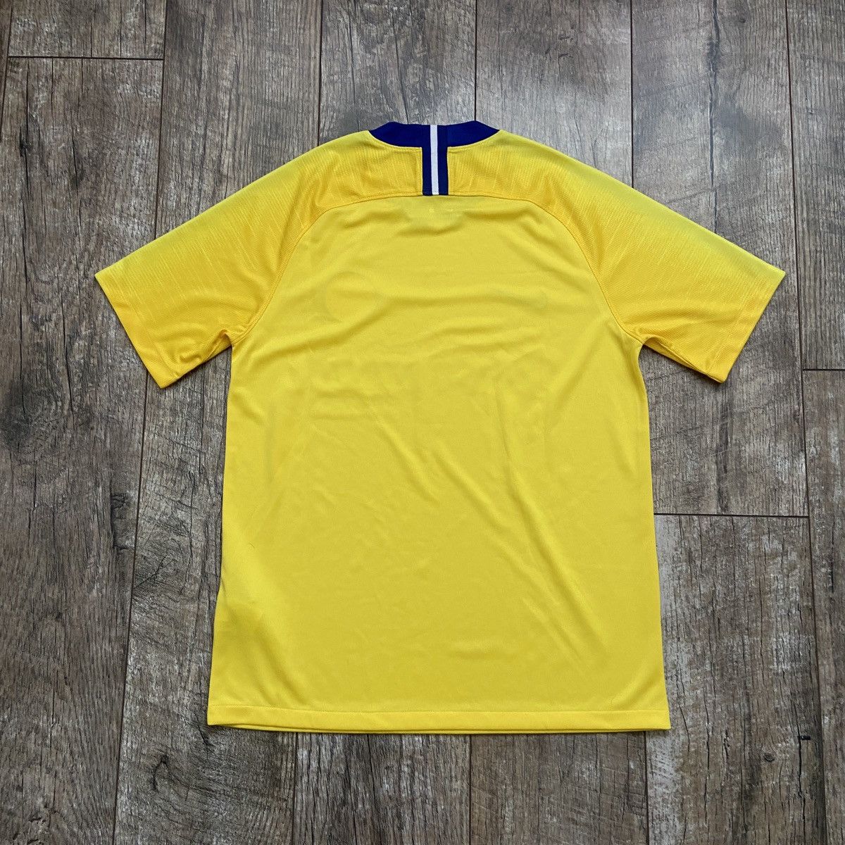 Nike 2018/19 Nike Chelsea FC Away Soccer Shirt/Jersey Size US M / EU 48-50 / 2 - 9 Thumbnail