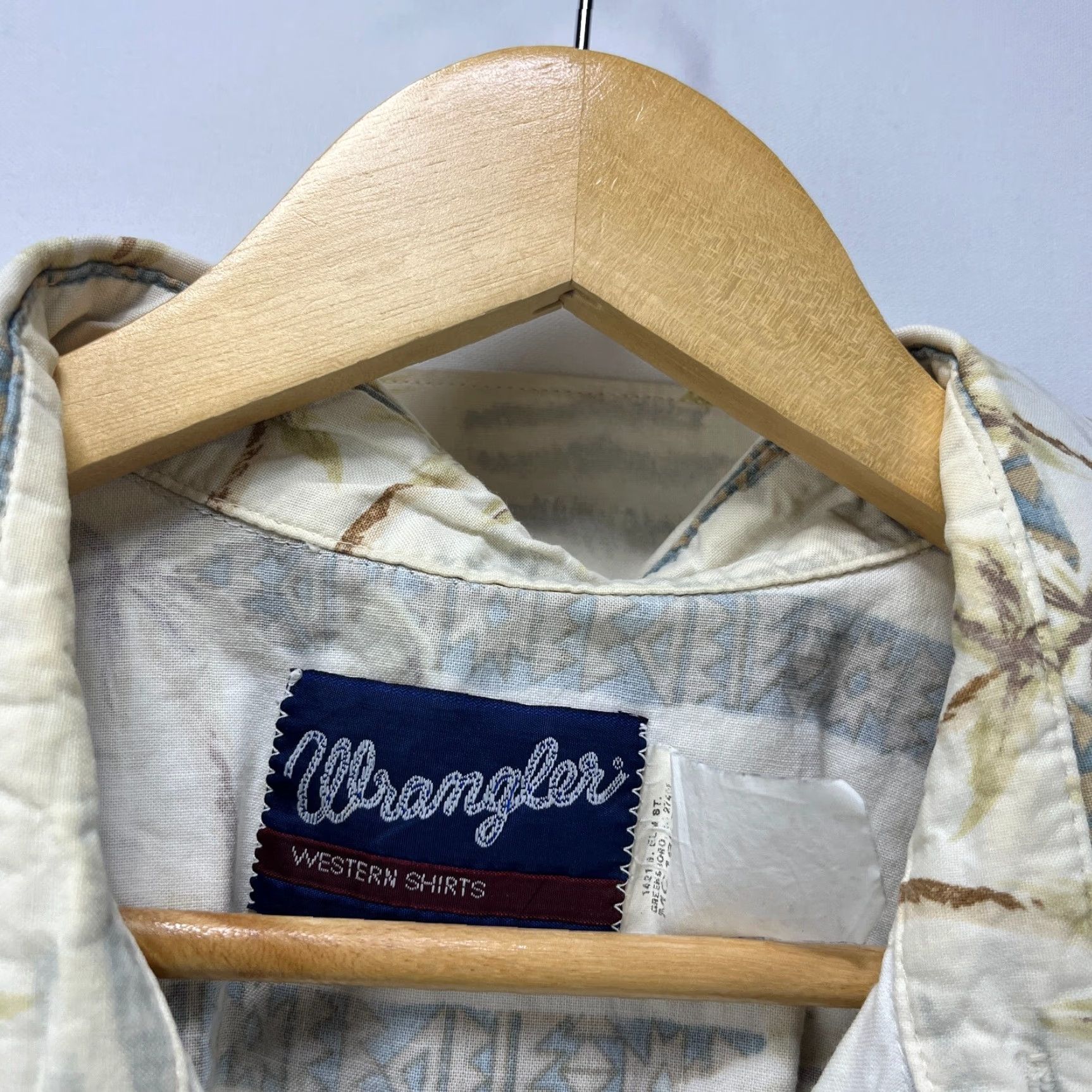 Wrangler VINTAGE Wrangler Western Shirt 3XL Short Sleeve Button-Up Mens 90s White Size US XXL / EU 58 / 5 - 4 Thumbnail