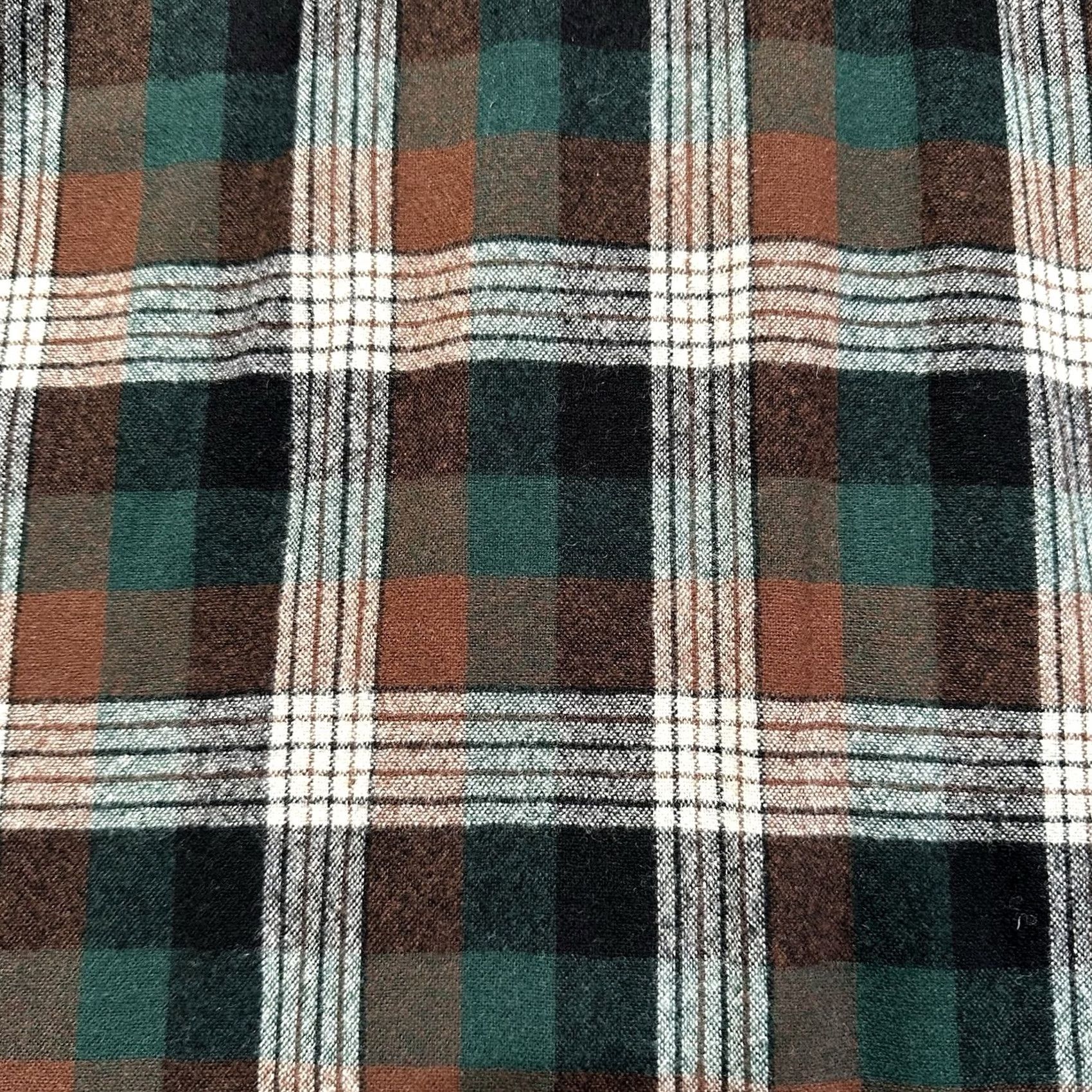 Pendleton Pendleton Board Shirt Mens M Brown Green Plaid Wool Loop Collar The Original EUC Size US M / EU 48-50 / 2 - 4 Thumbnail