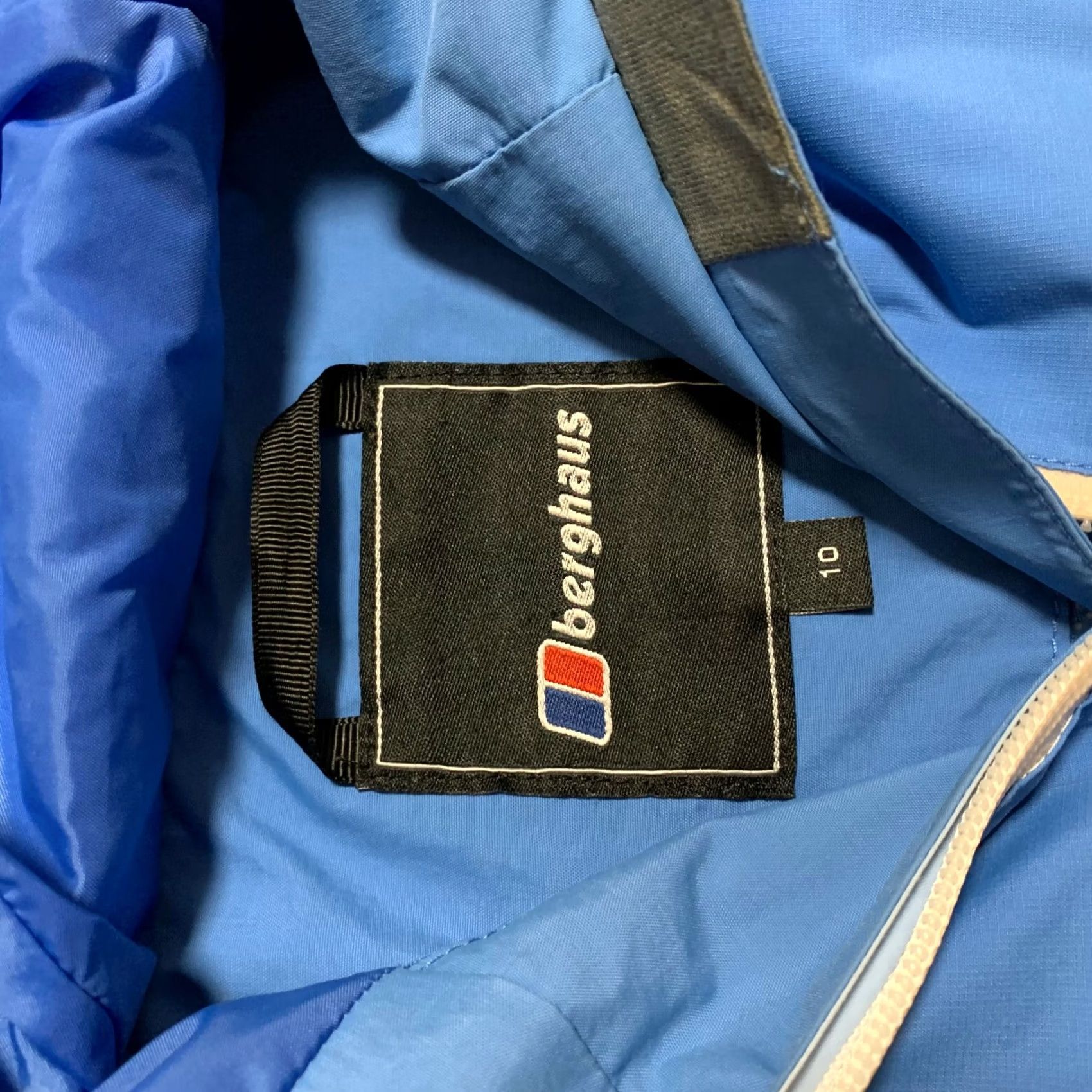Berghaus Womens Berghaus Waterproof Jacket Hiking Outdoor Blue Size S Size S / US 4 / IT 40 - 5 Thumbnail