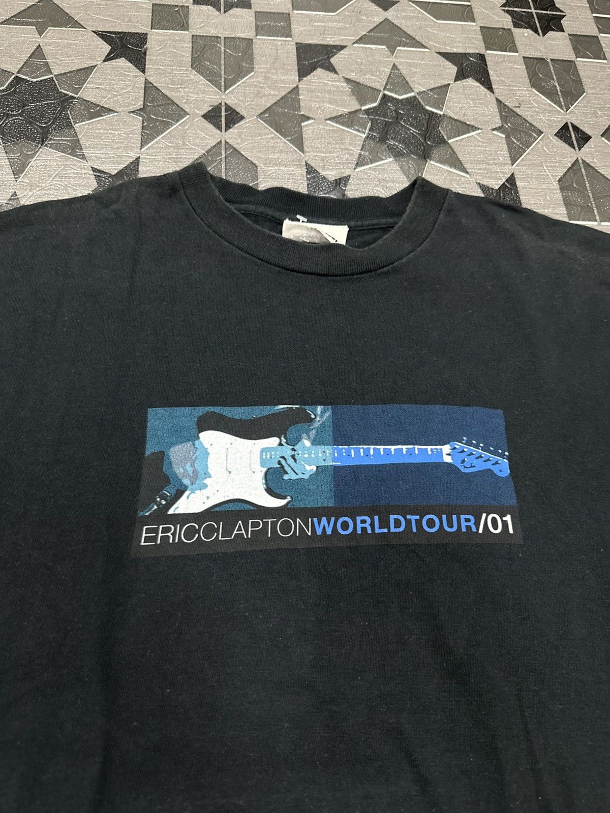 Band Tees Vintage Eric Clapton World Tour 2001 (Japan) T Shirt Size US M / EU 48-50 / 2 - 3 Thumbnail