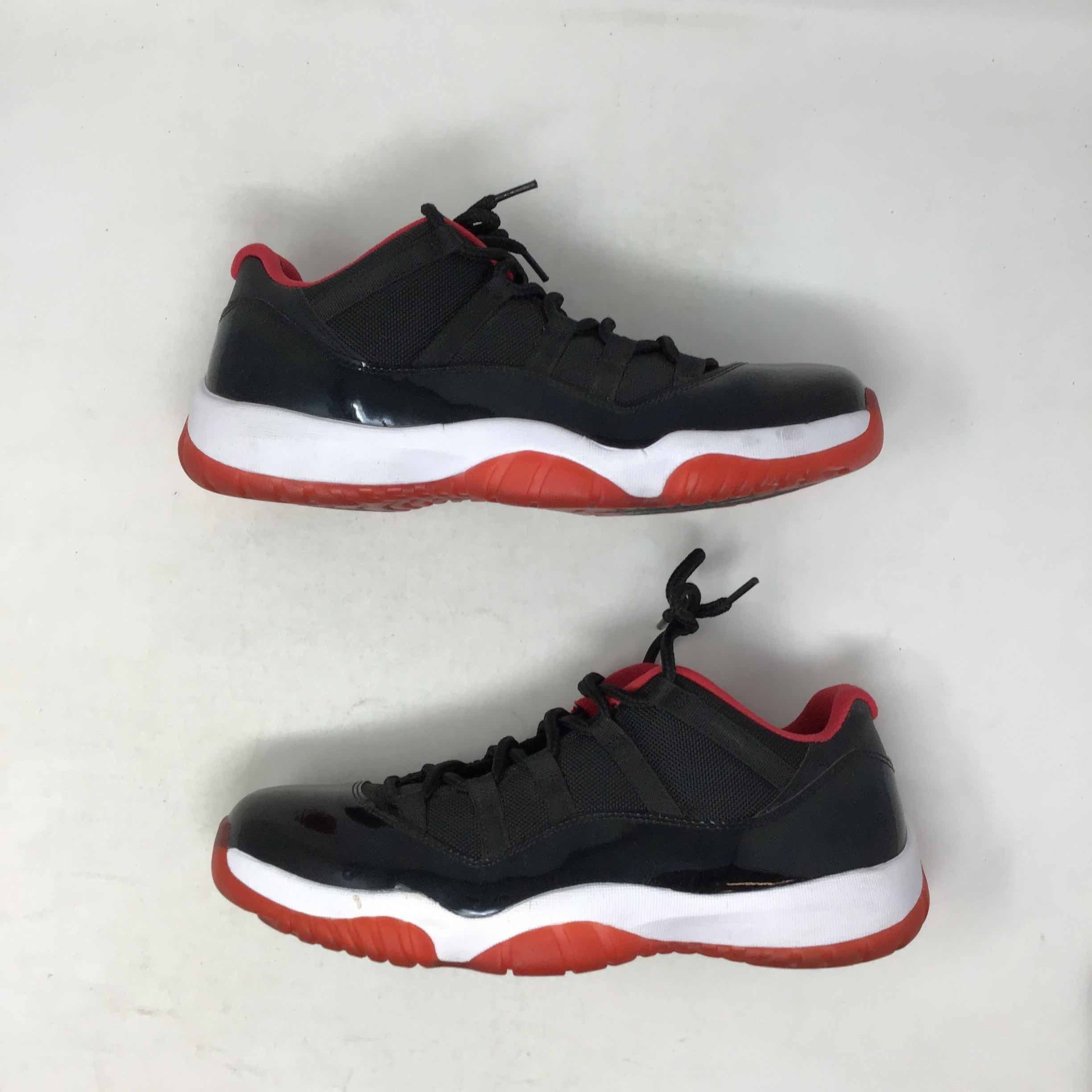 Air Jordan 11 Retro Low Bred 2015