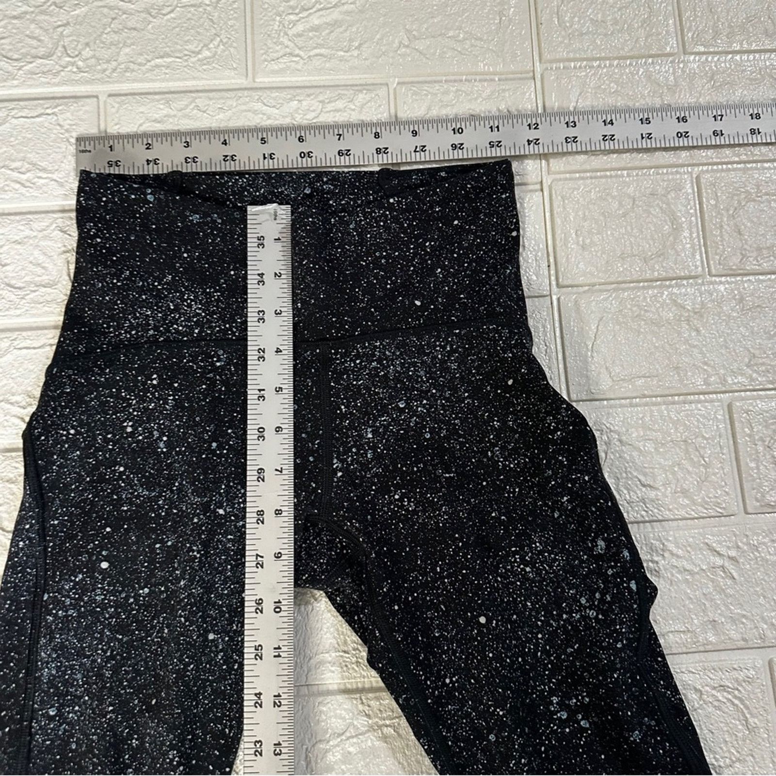 Lululemon Lululemon leggings a size 4 Size 27" / US 4 / IT 40 - 8 Thumbnail