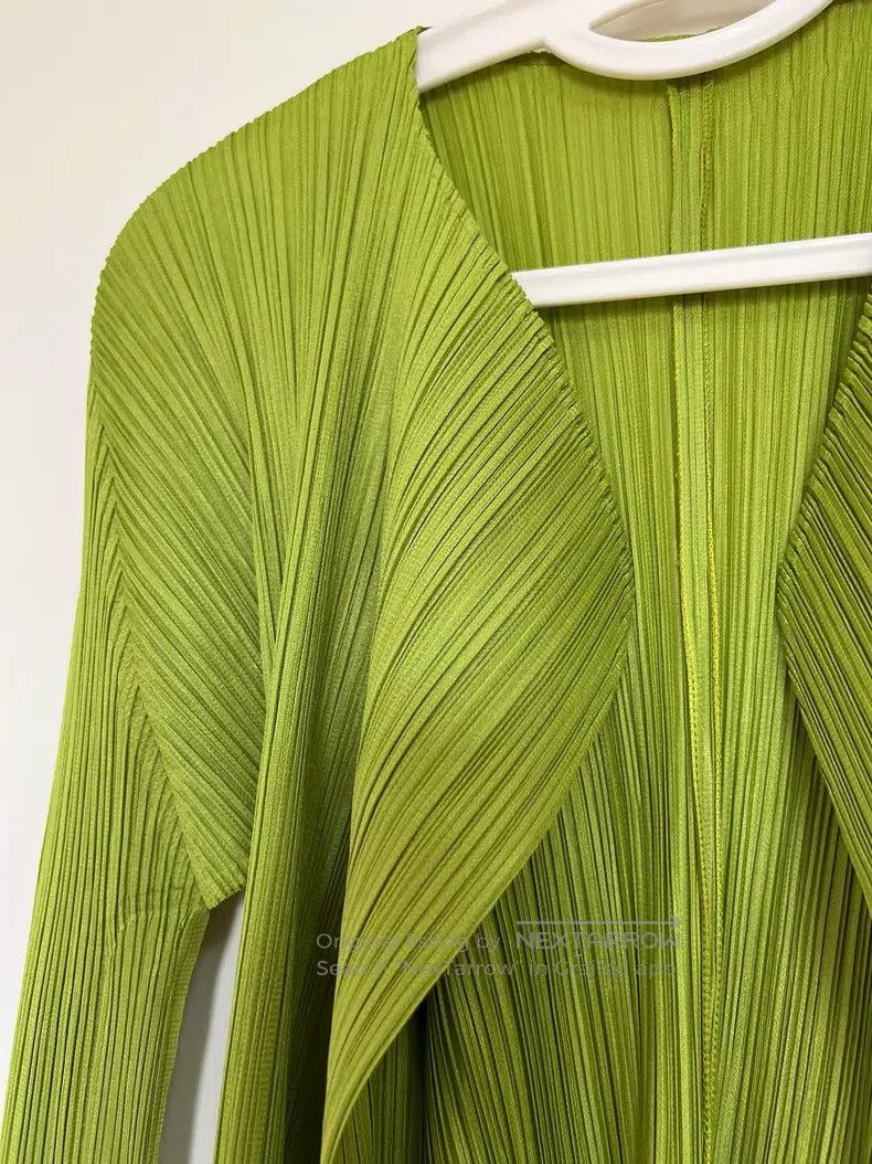 Issey Miyake Issey Miyake Avocado Green Cardigan Size L / US 10 / IT 46 - 3 Thumbnail