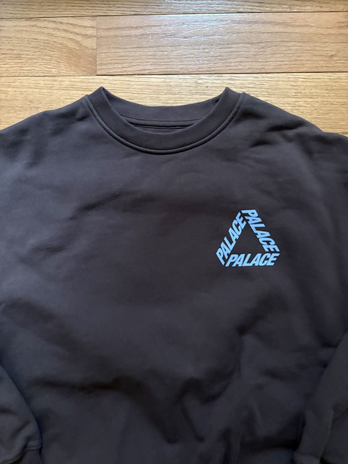 Palace Palace Skateboard OG P3 CREW FOX SIZING S/S 26 Description Size US M / EU 48-50 / 2 - 7 Thumbnail