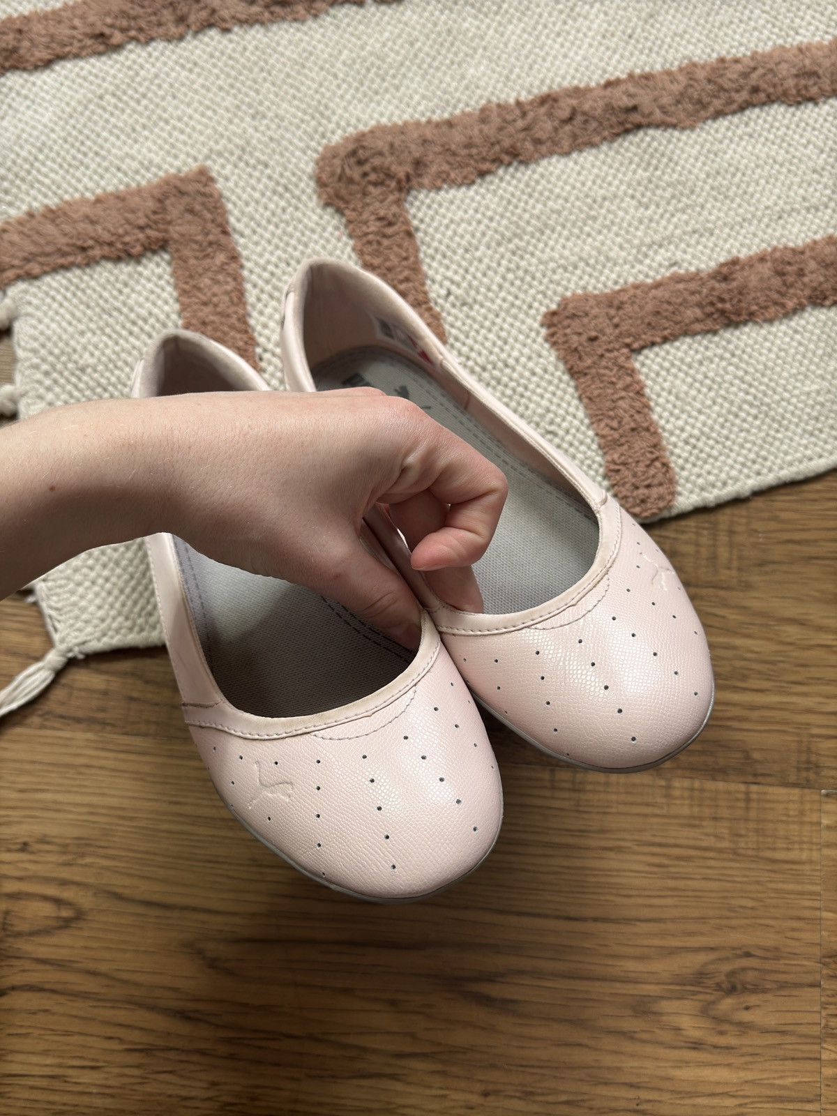 Puma VINTAGE PUMA CUTE PINK BALLET Y2K SHOES Size US 7 / IT 37 - 4 Thumbnail