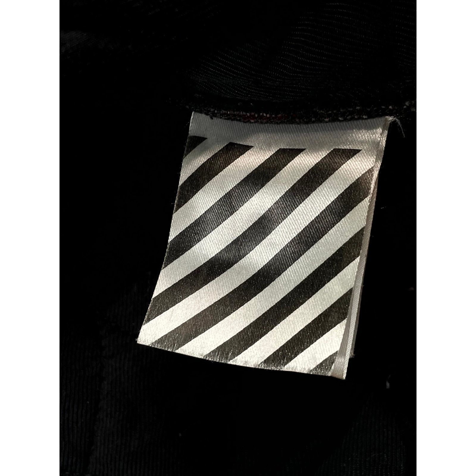 Off-White Off White Plaid Padded Red & Black Jacket Size US M / EU 48-50 / 2 - 6 Thumbnail