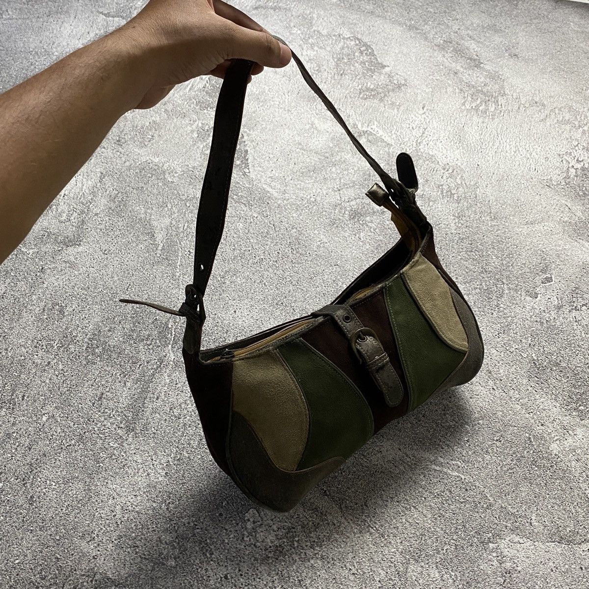 Japanese Brand 2000s Earth Tone Suede Patchwork Shoulder Bag Size ONE SIZE - 2 Thumbnail