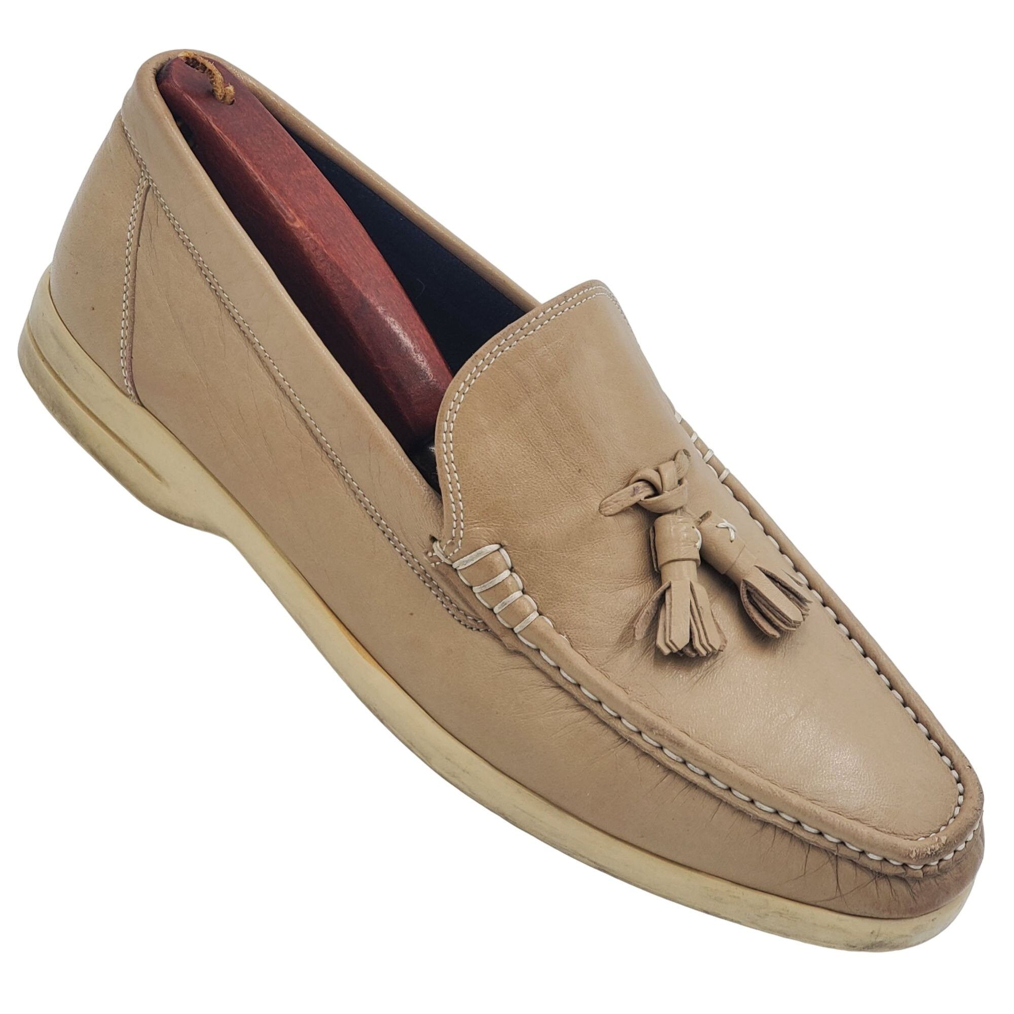image of Vintage Bally Switzerland Men's 6 Beige Cream Leather Loafer in Beige Tan
