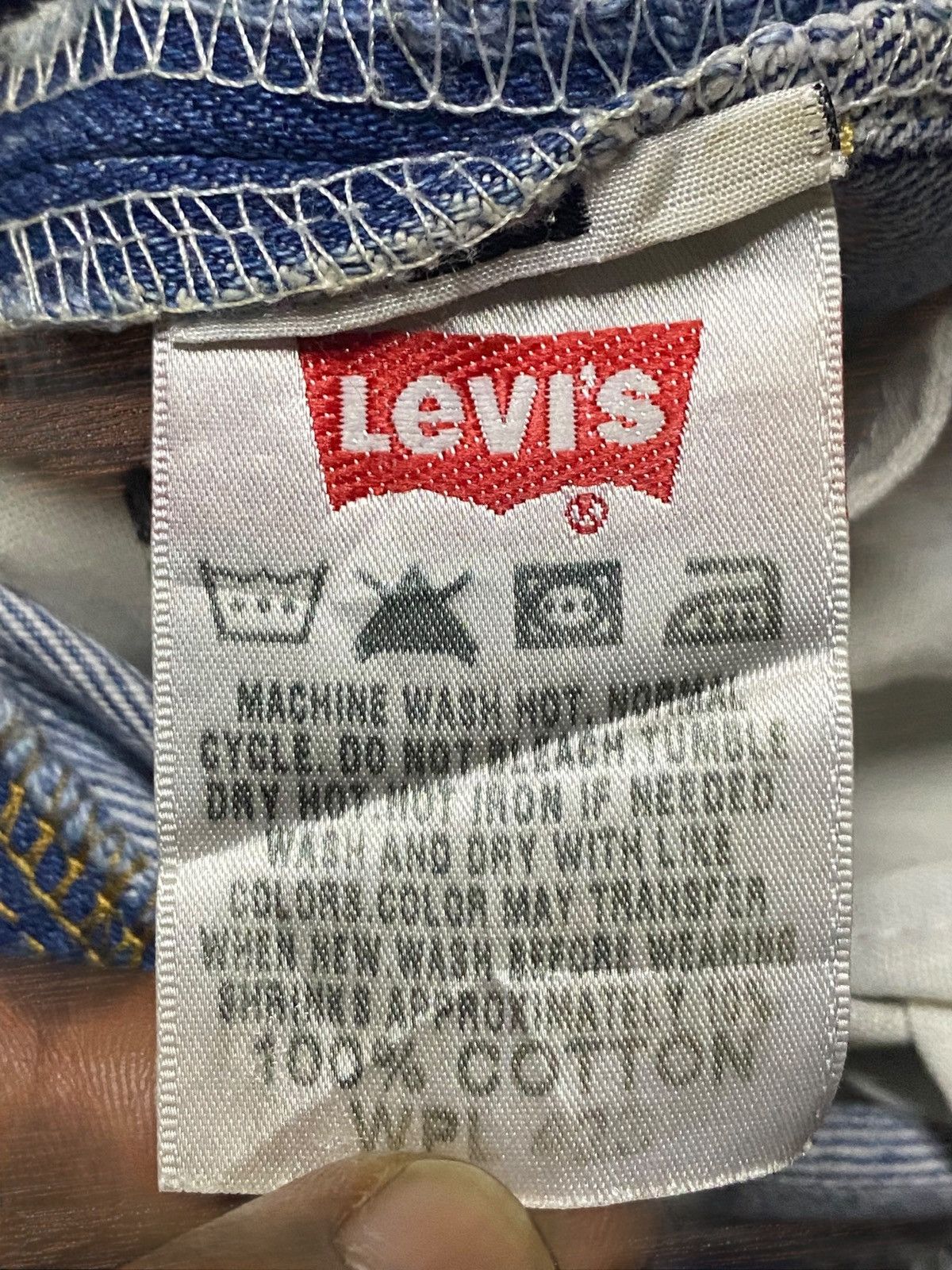 Levi's Vintage Levis 501 Faded Wash Distressed Loose Jeans Size US 32 / EU 48 - 18 Thumbnail