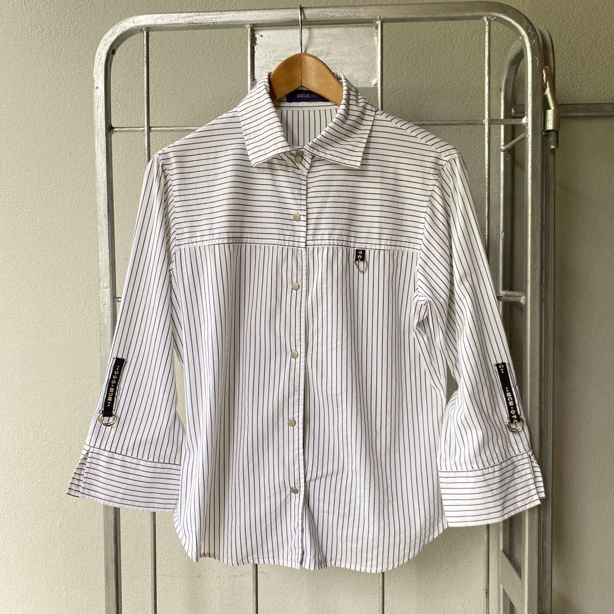 MCM MCM White Black Stripe Shirt Size M / US 6-8 / IT 42-44 - 1 Thumbnail