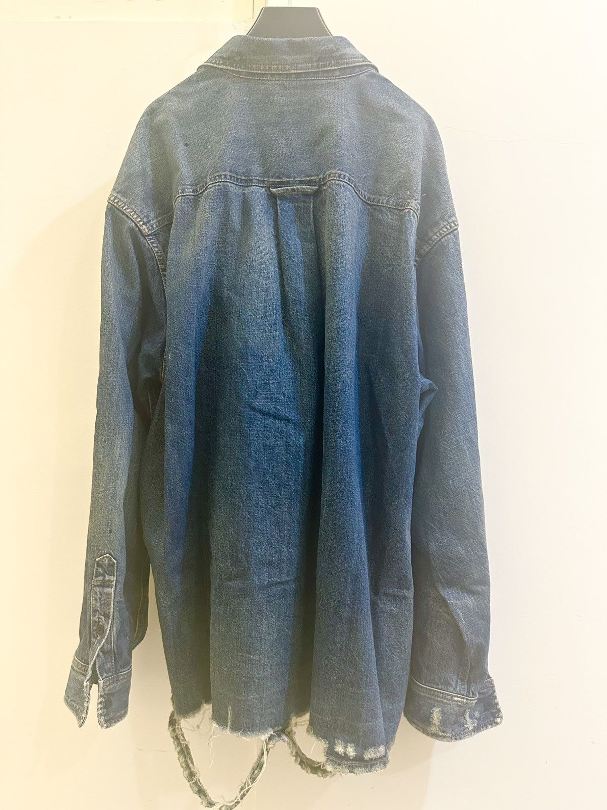 Balenciaga Balenciaga Embroidered Logo Oversized Denim Shirt - Size XS Size US XS / EU 42 / 0 - 4 Thumbnail