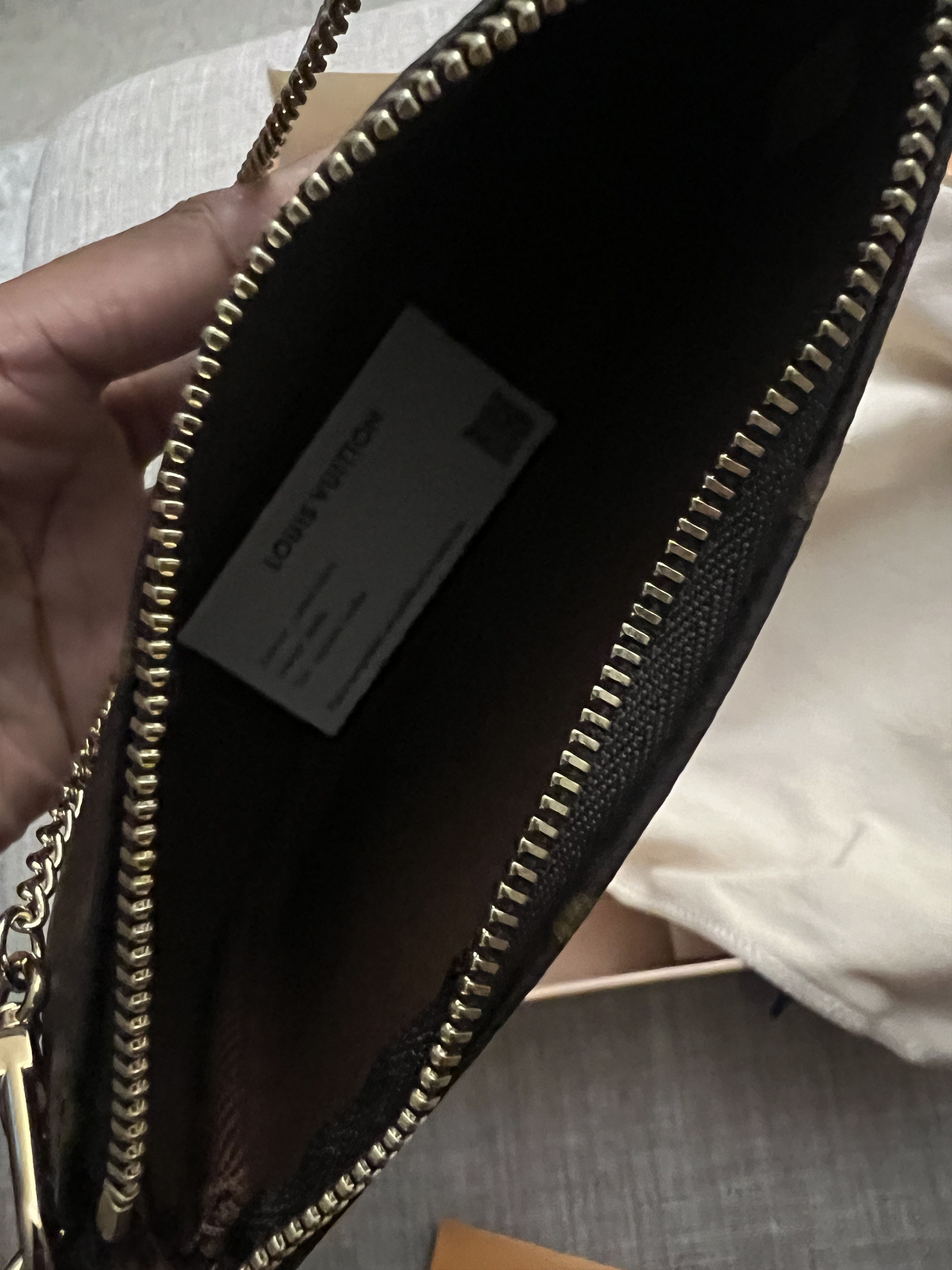 Louis Vuitton LV Mini Pochette Bag Size ONE SIZE - 4 Thumbnail