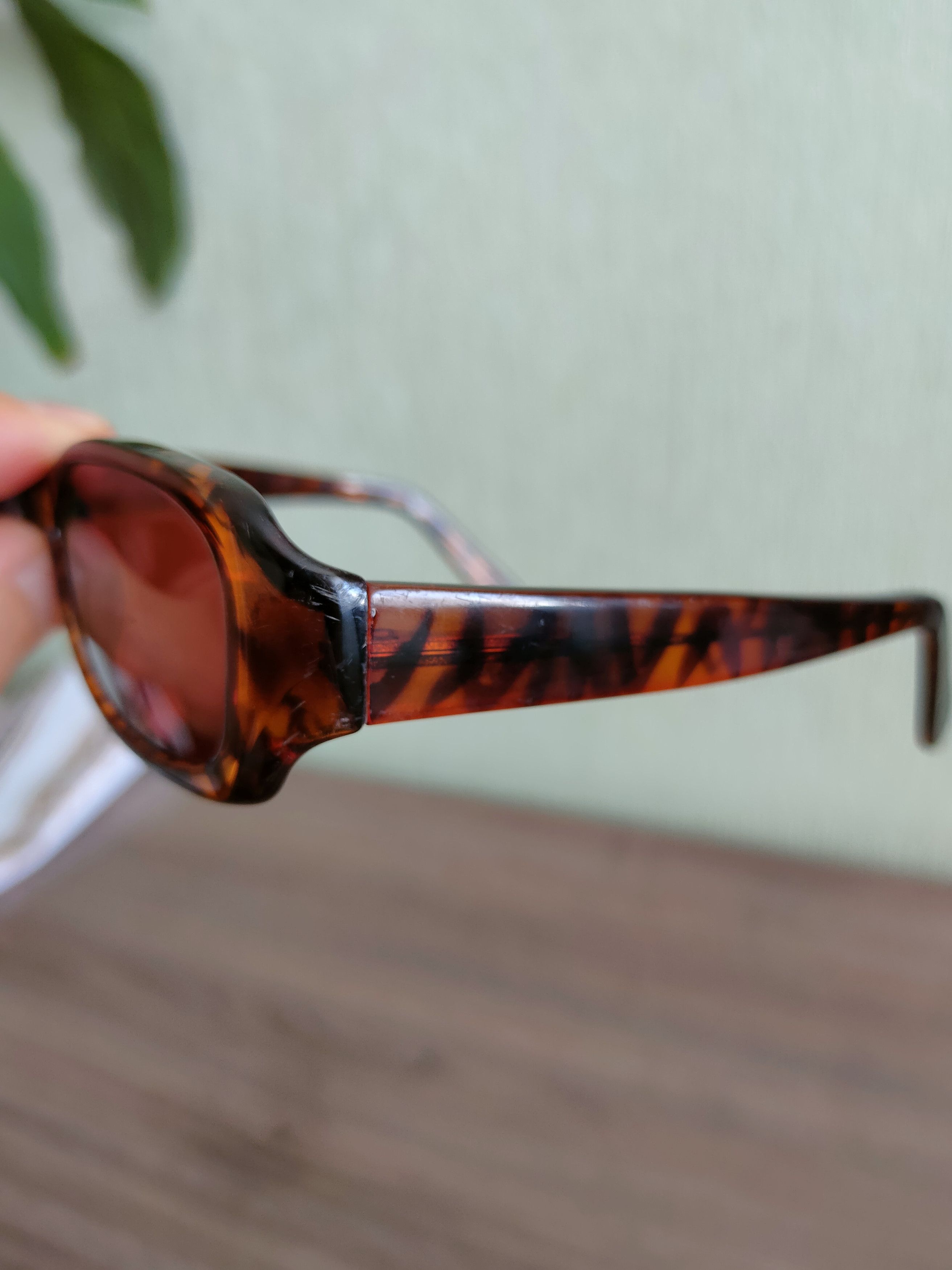 Designer 🔥Vintage Leopard Woman's Glasses🔥 Size ONE SIZE - 7 Thumbnail
